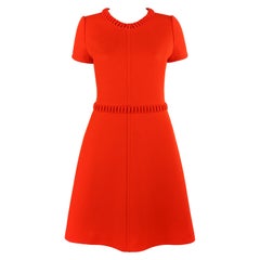 COURREGES - Vestito a maniche corte con bordi ricamati in lana arancione dei primi anni '60