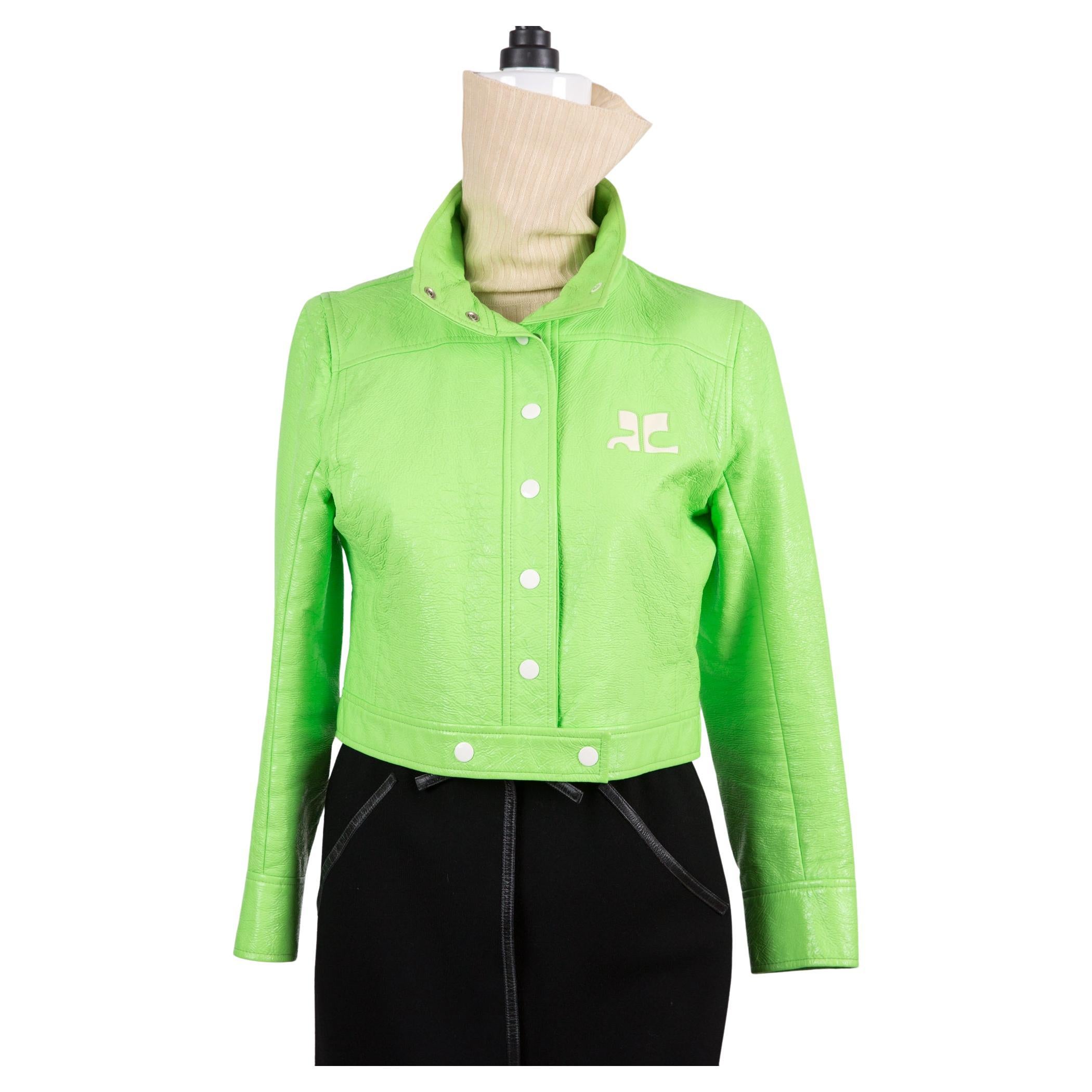 Veste en vinyle verte de Courreges En vente sur 1stDibs | veste courrèges  vinyle occasion