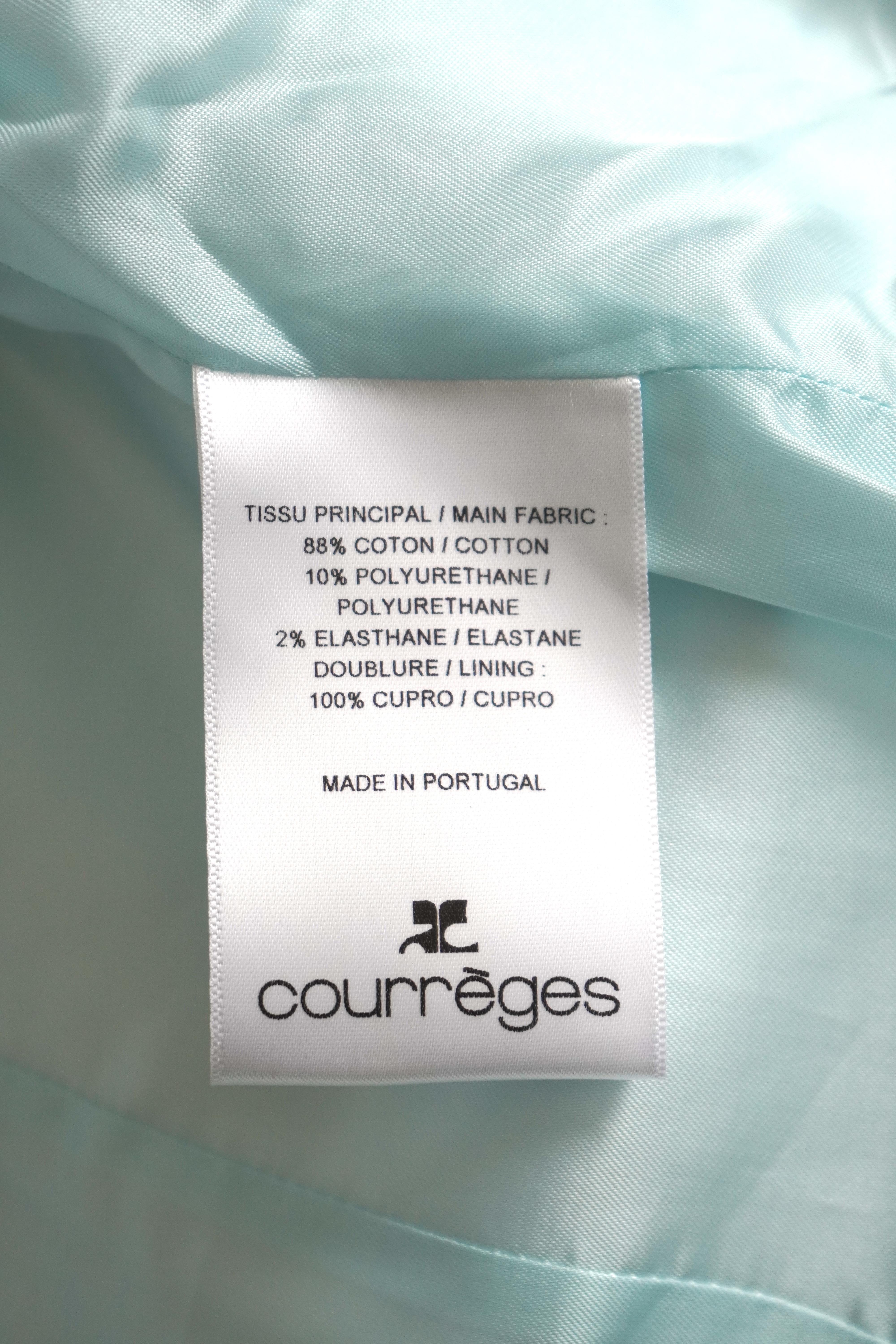 Courrèges Logo Cropped Blue Vinyl Buttoned Jacket sz 42 en vente 7