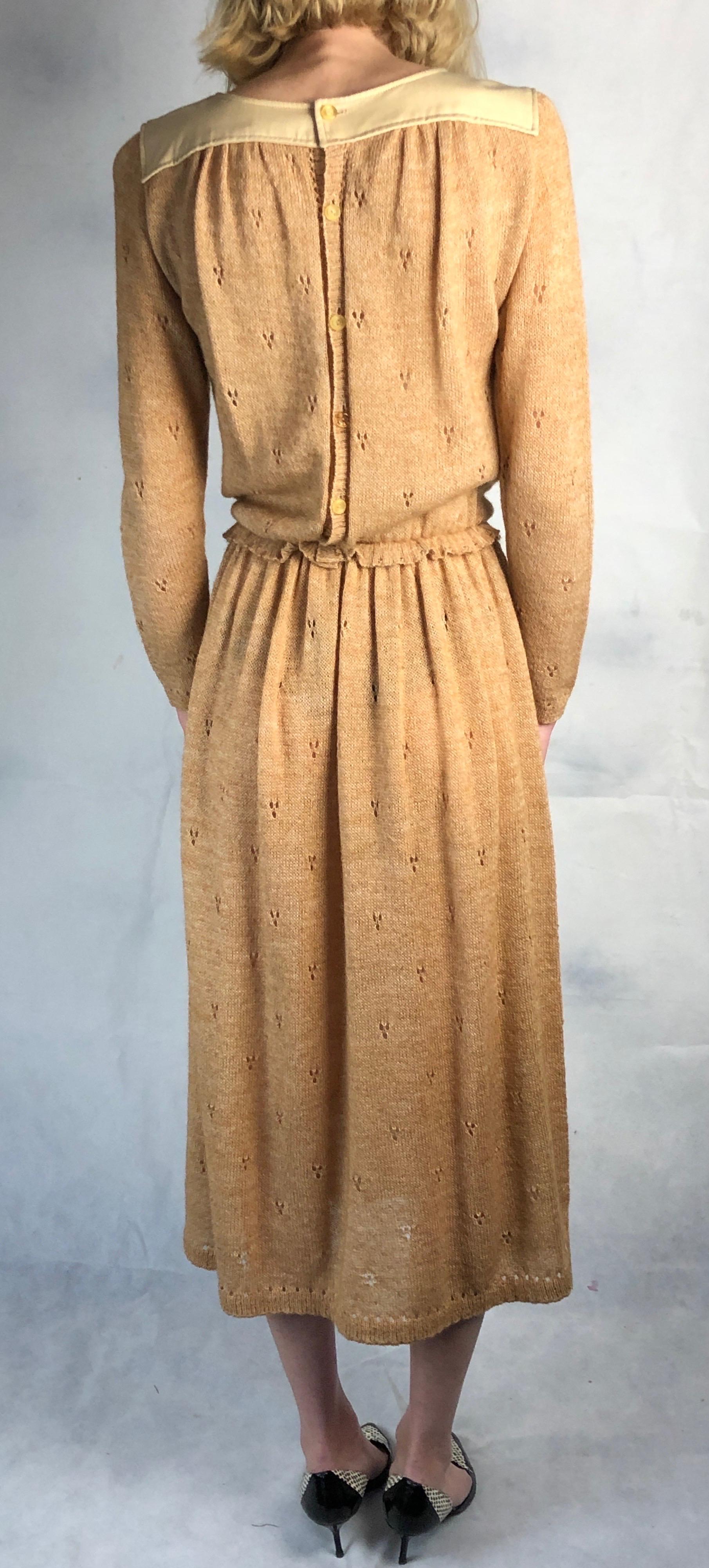Courreges  mohair Pointelle jersey dress with floral patterns, circa 1970s    For Sale 2