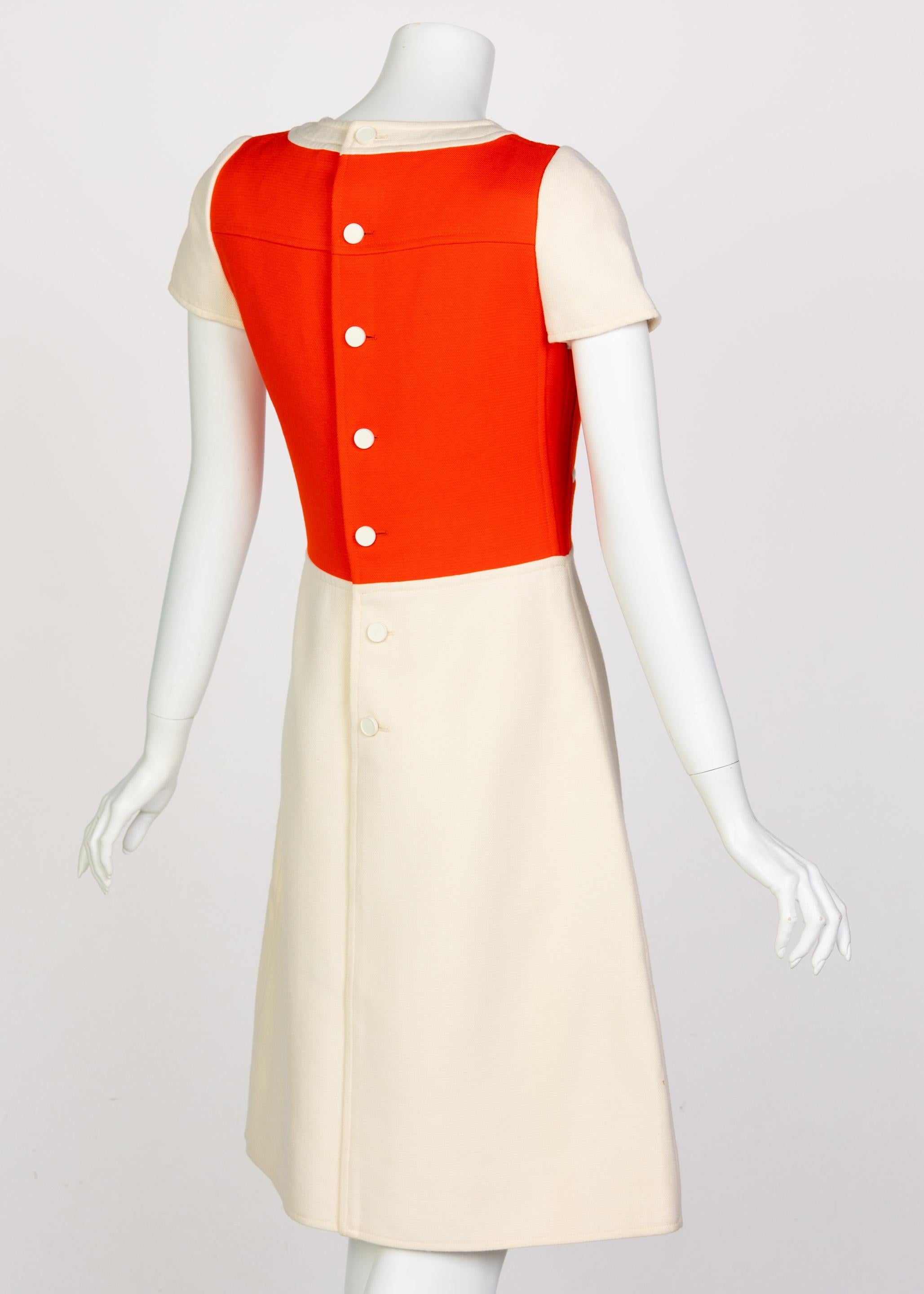 Courreges Numbered Couture Creme Orange Mod a Line Dress, 1960s In Excellent Condition For Sale In Boca Raton, FL