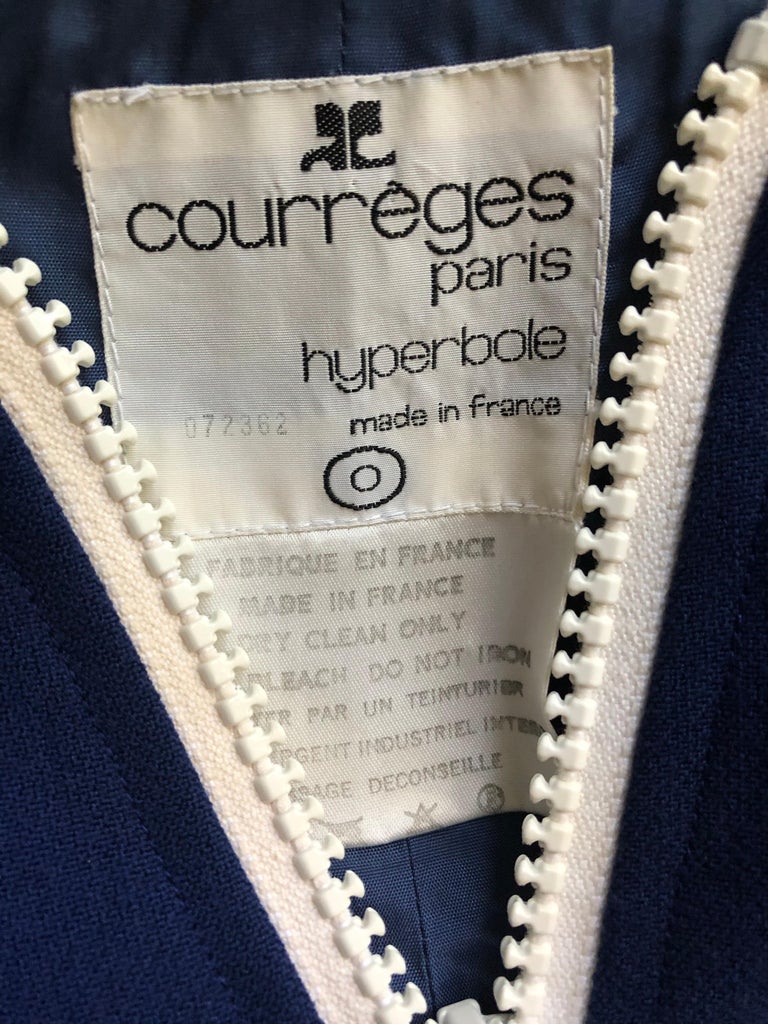 Courreges Numbered Couture Navy White Wool Zipper Mod Space-Age Dress, 1970s For Sale 3