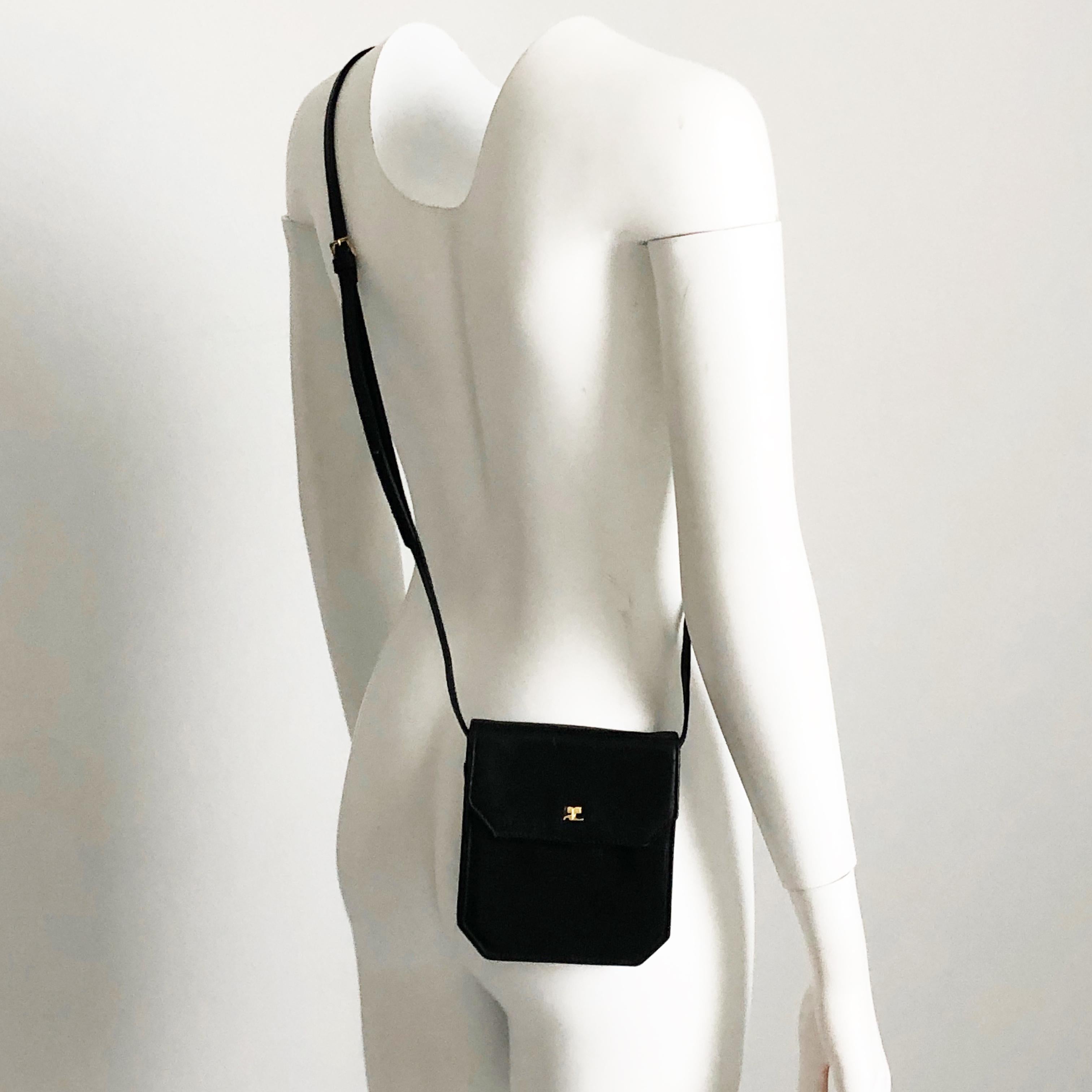 Women's Courrèges Paris Bag Messenger Vintage Crossbody Black Leather 