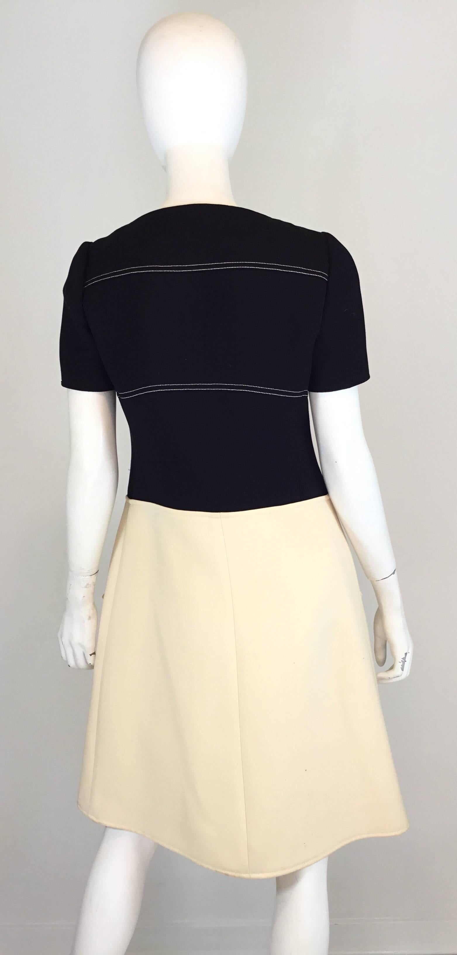 Courreges Paris Demi Couture nummeriertes Colorblock 1960er Jahre Kleid (Weiß) im Angebot