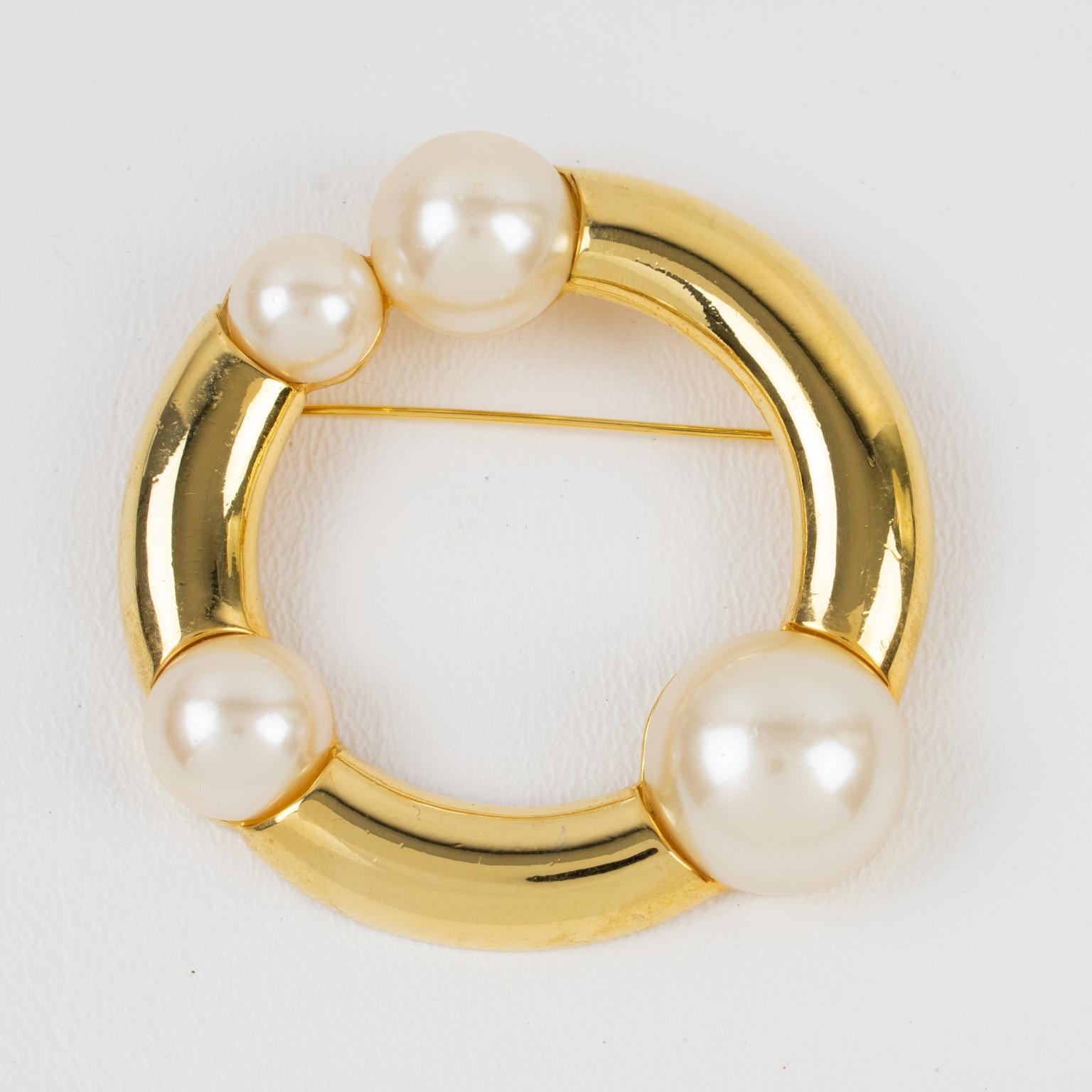 Courreges Paris Gilt Metal and Pearl Modernist Pin Brooch In Excellent Condition In Atlanta, GA