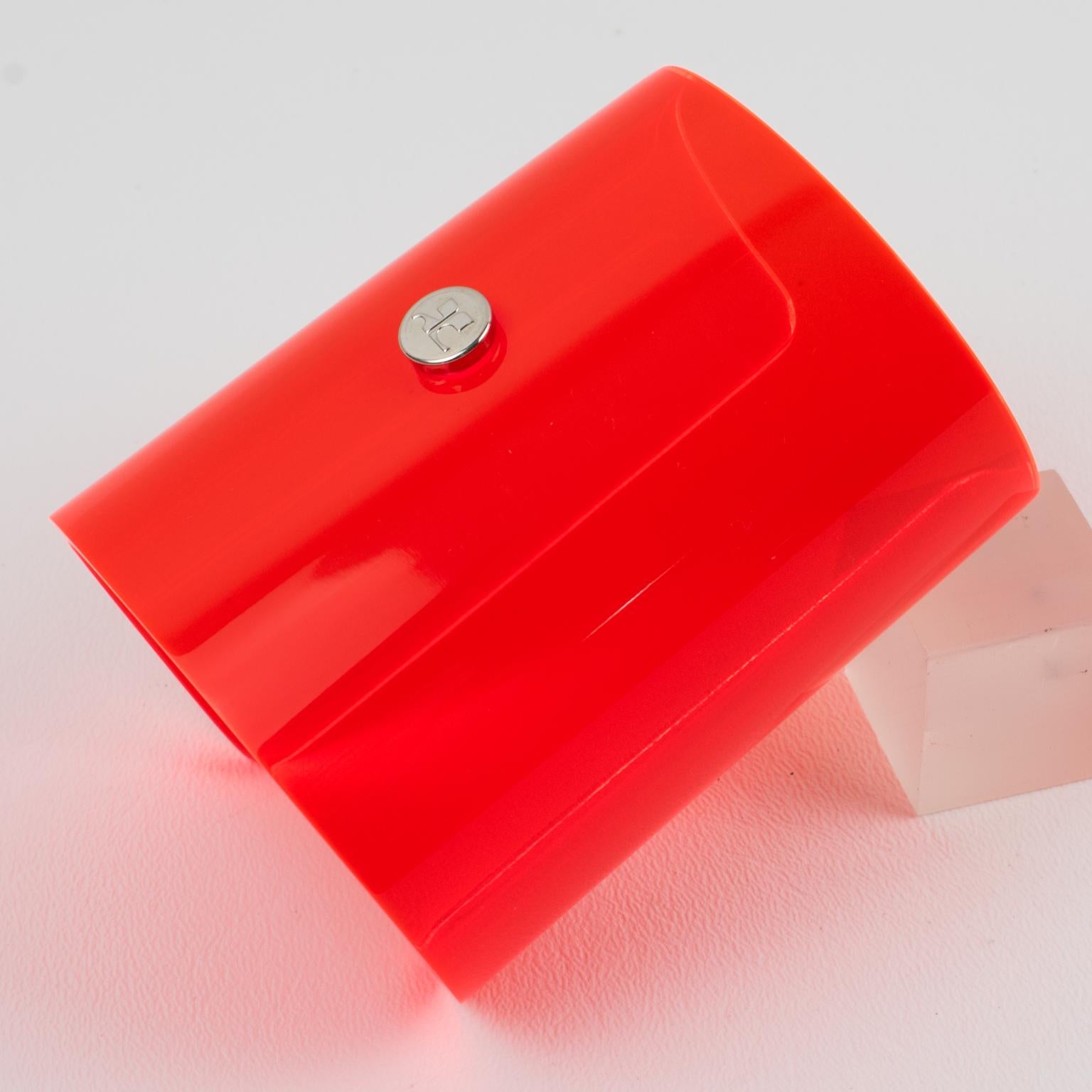 Courreges Paris Pulsera brazalete acrílico naranja en venta 2