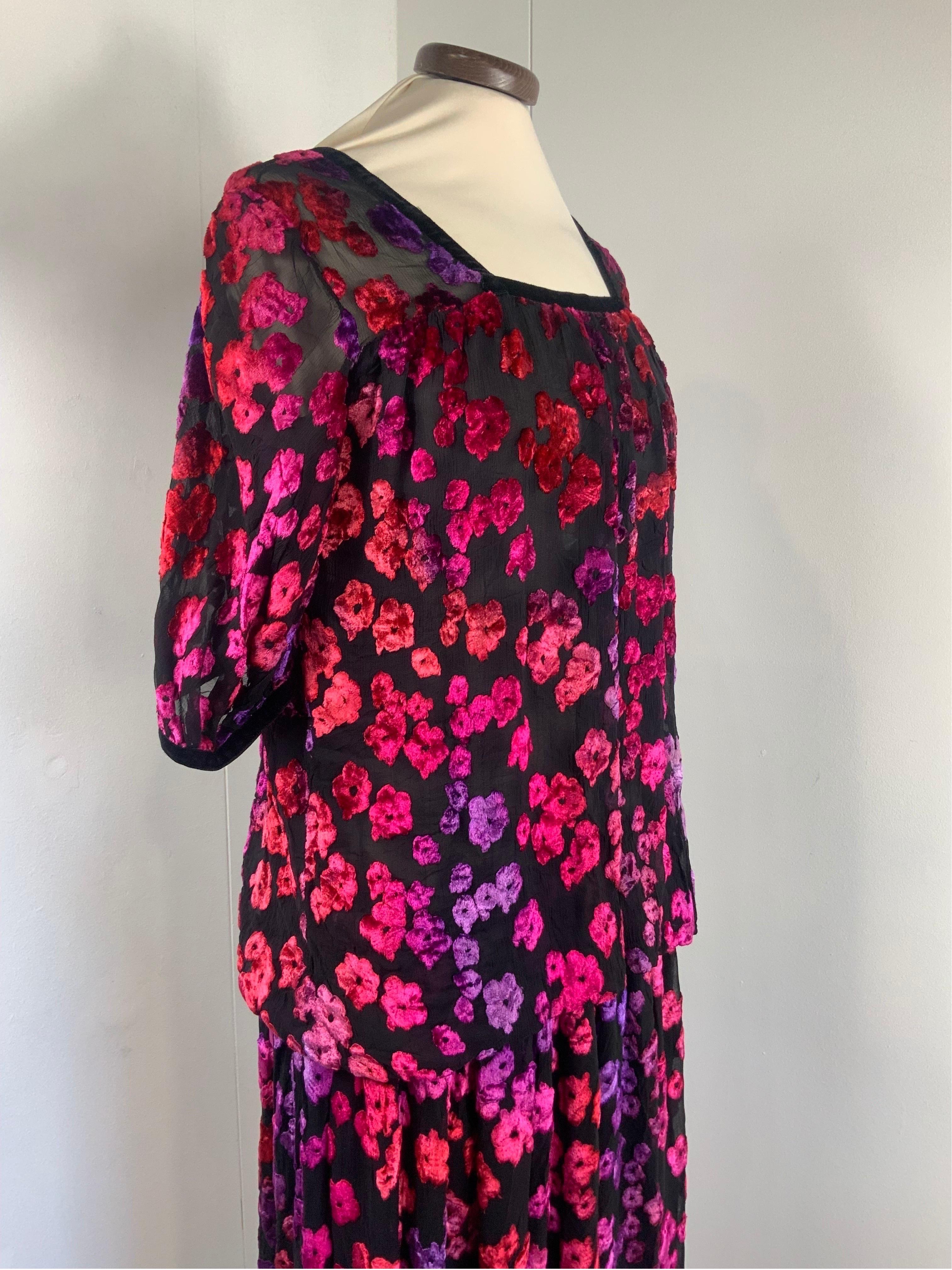 Women's or Men's COURREGES vintage flower dress  For Sale