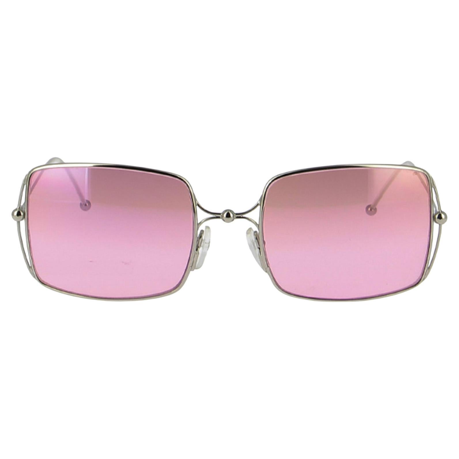 Courrèges, cornice vintage degli anni 2000