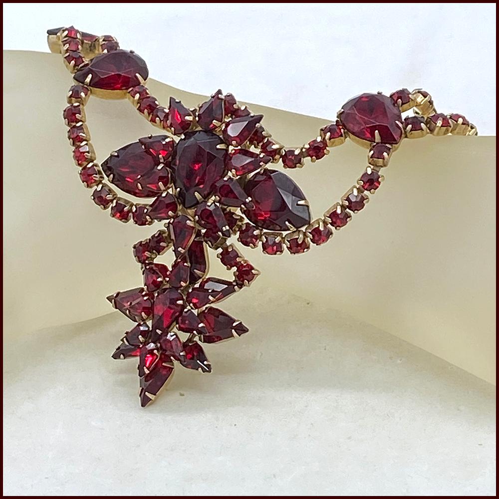 Vintage Court Style Rubinrot Strass Halskette Damen im Angebot