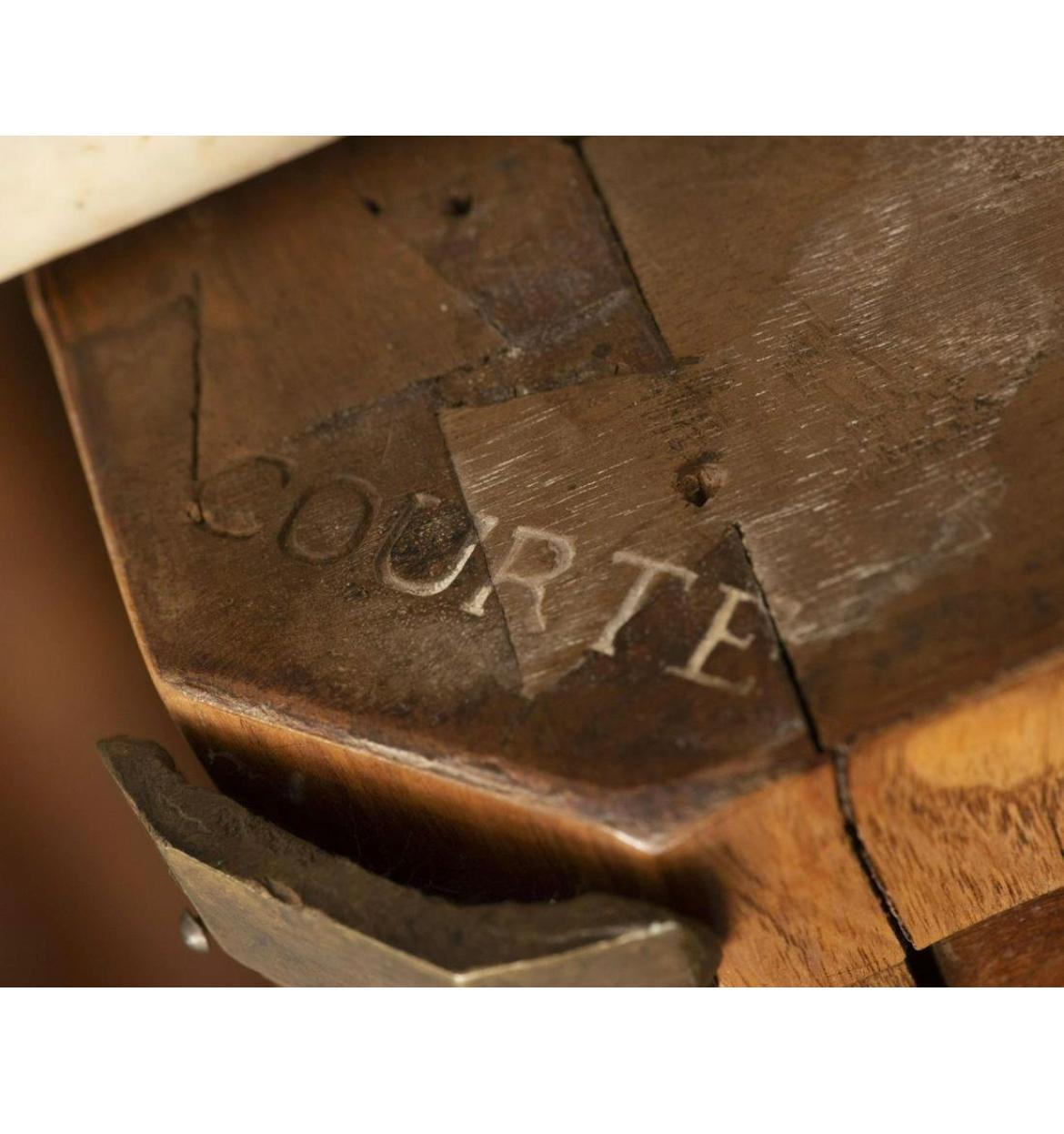 Courte Jean-Babtiste Louis XVI Period Secretary, Dijon, Francr, Late 18th Century For Sale 2