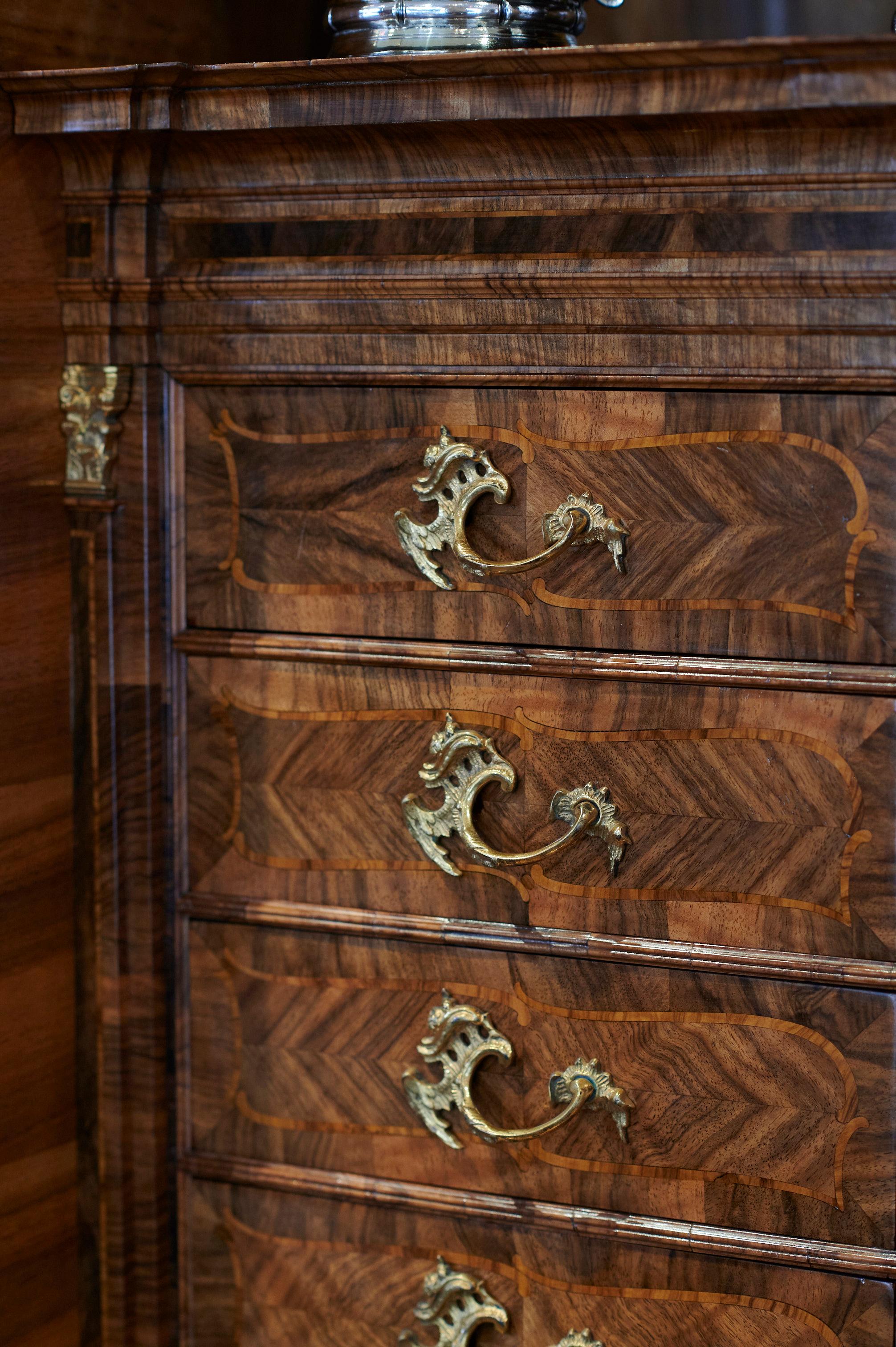 Armoire à écrire avec couronne, Michael Kimmel, 18e siècle, Allemagne en vente 2