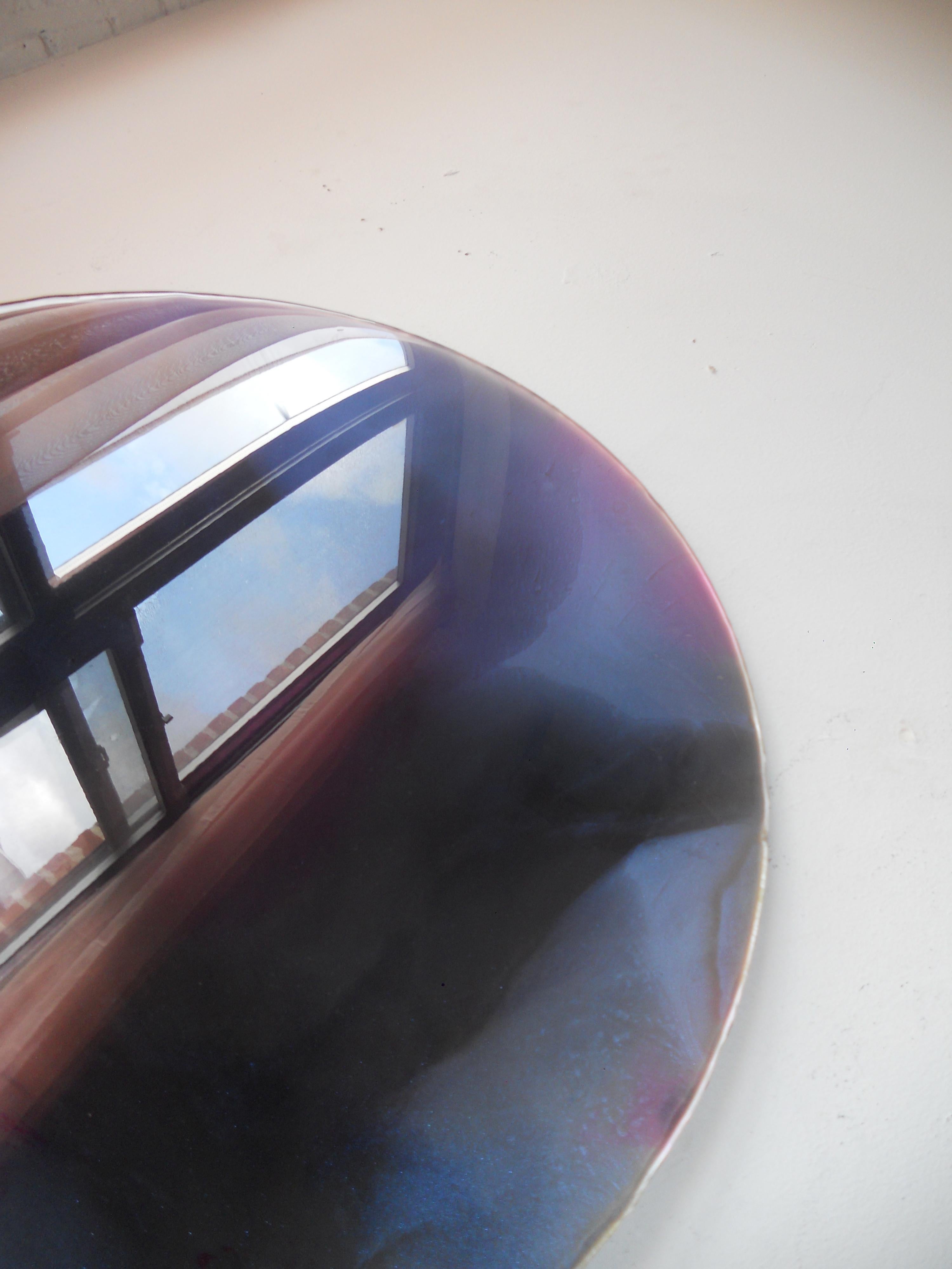 Décoration murale Dancing with my Shadow de Courtney Kinnare, miroir bleu violet en vente 2