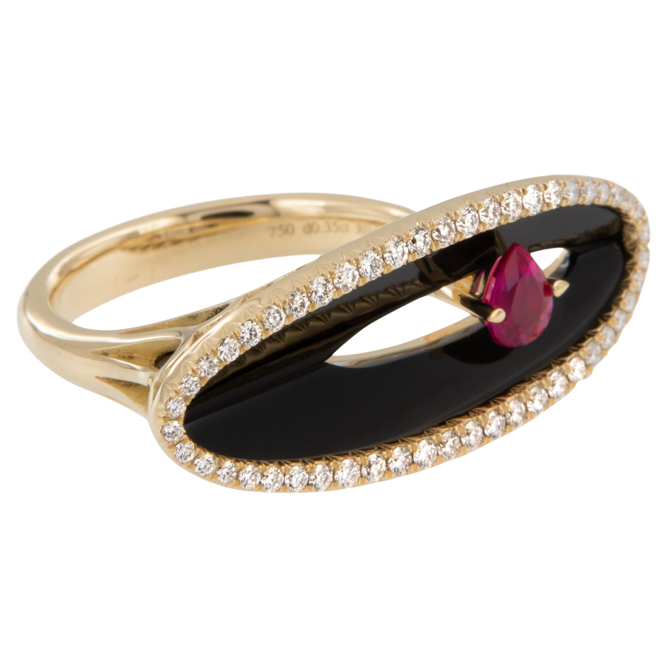 Couture - 18 Karat Yellow Gold Black Onyx 0.33 Ct Ruby and Diamond Cocktail Ring