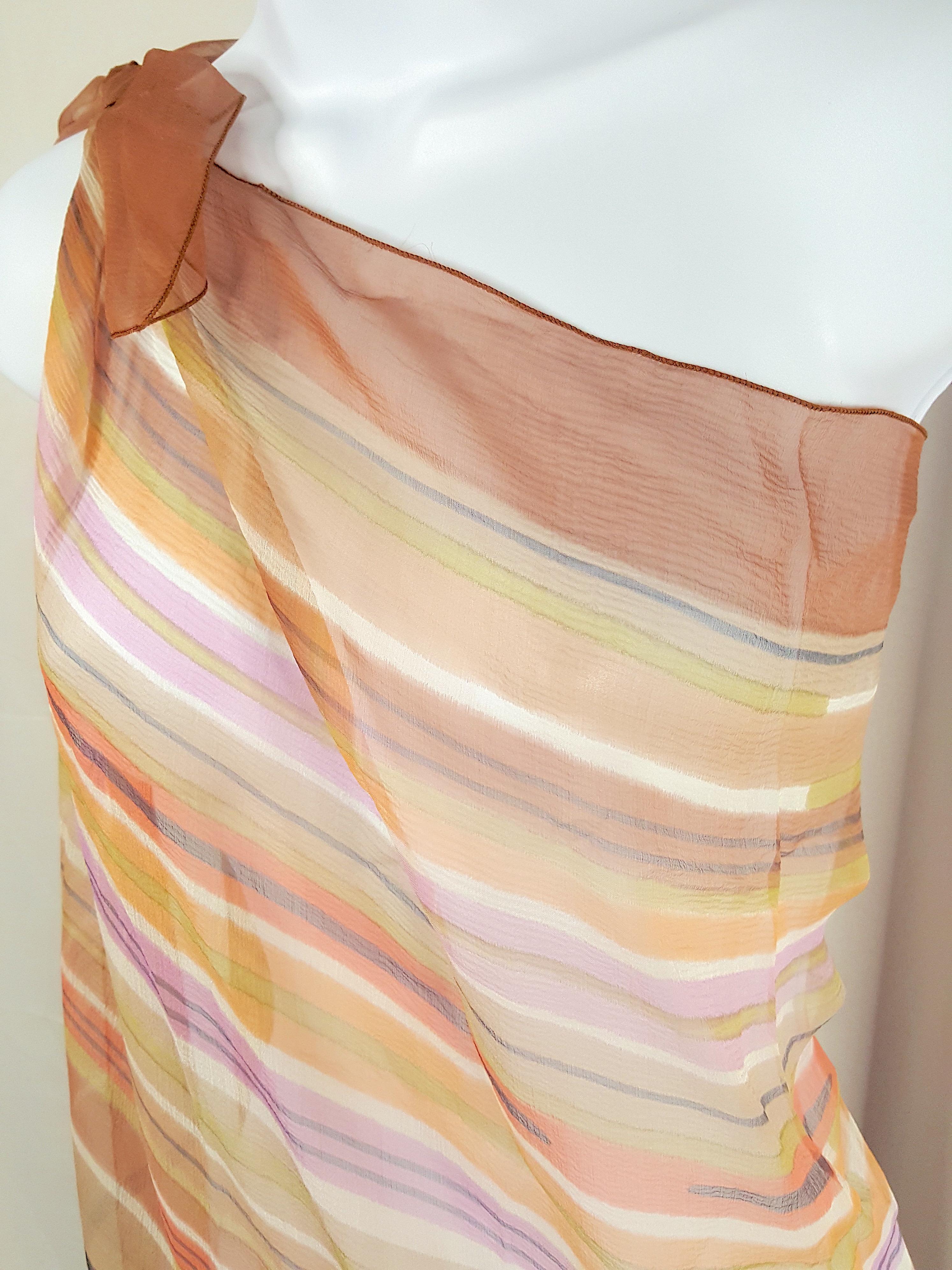 Couture 1960s PacoRabanne Paris MadeInFrance Vestido Pareo de Seda y Gasa Pintado a Mano en venta 4