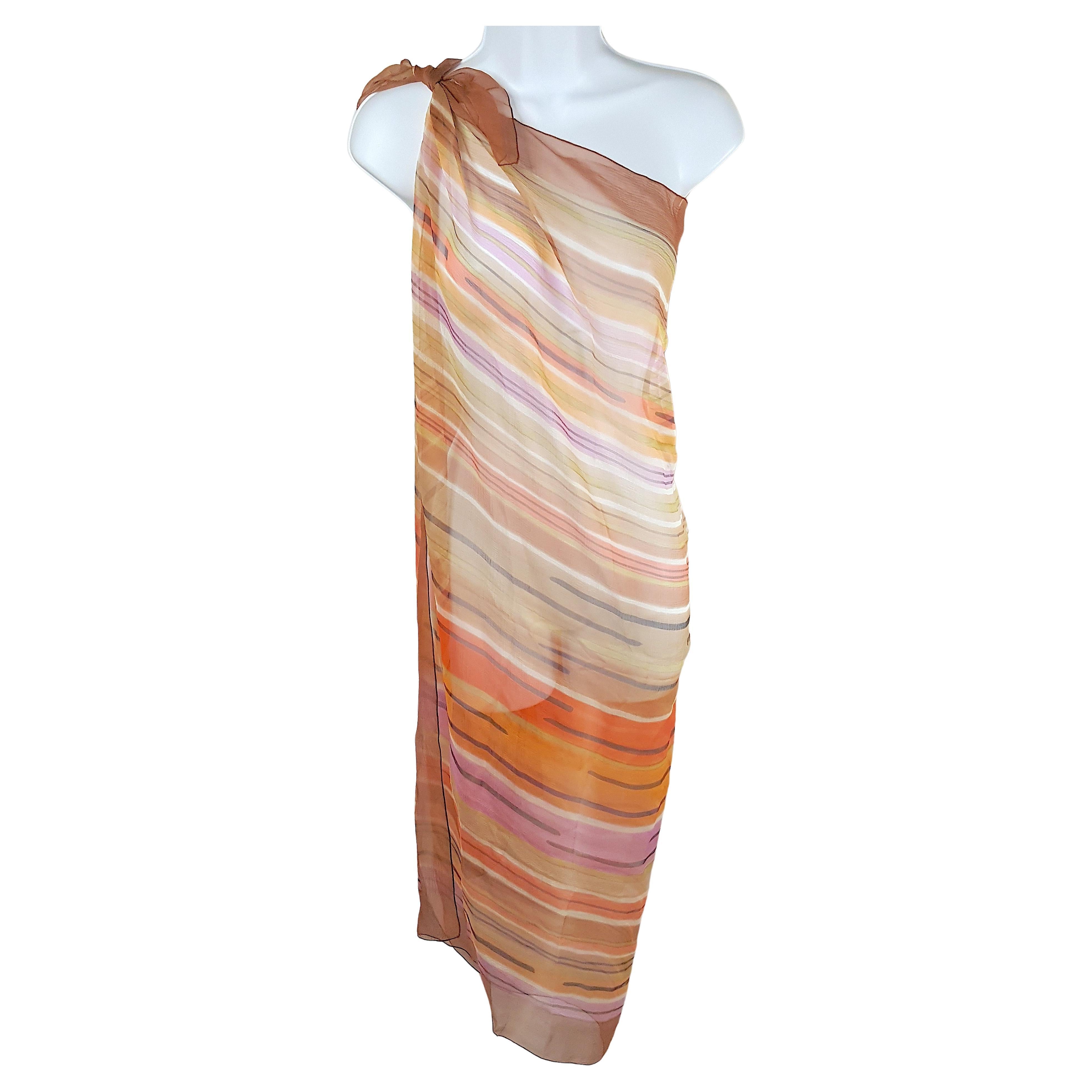 Couture 1960s PacoRabanne Paris MadeInFrance Vestido Pareo de Seda y Gasa Pintado a Mano en venta