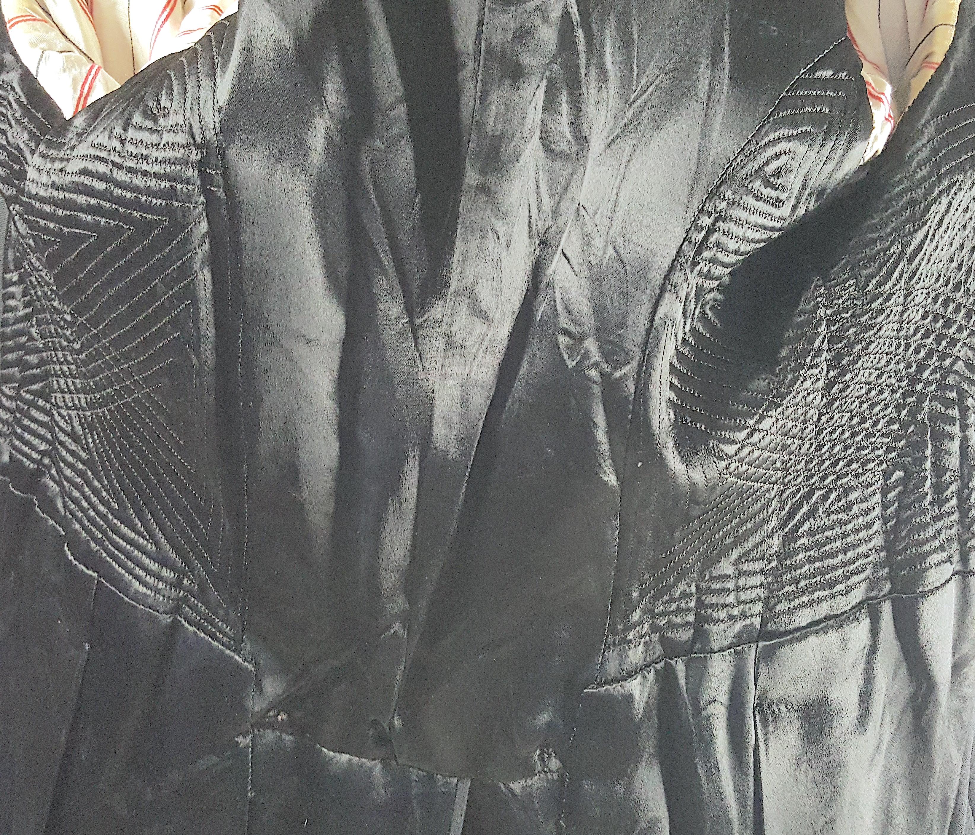Couture Antique Tuxedo Wool Ribbed&QuiltedSatin FullyLined&Padded Black Tailcoat For Sale 5