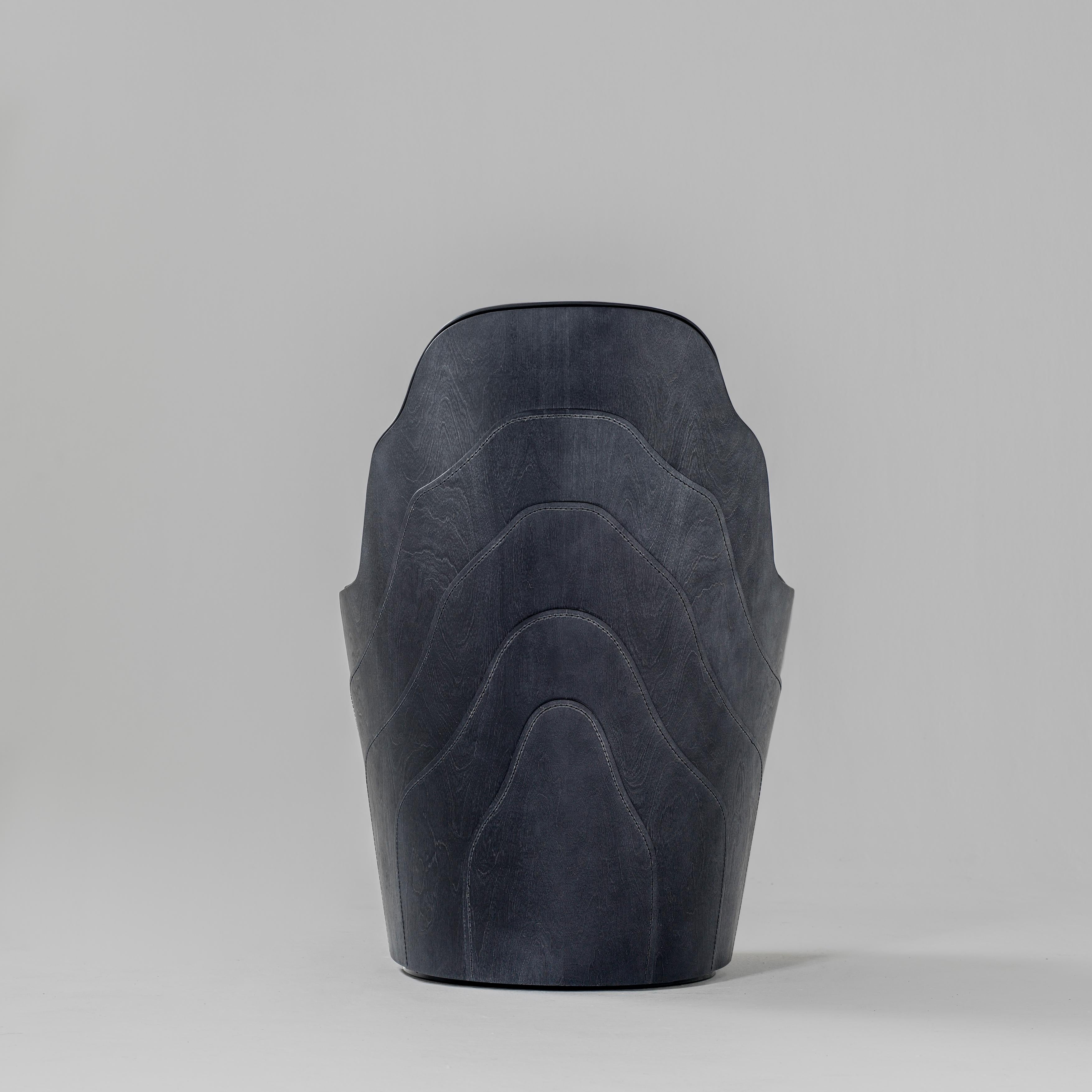 Couture-Sessel von Färg & Blanche in Schwarz und Grau für BD Barcelona (21. Jahrhundert und zeitgenössisch) im Angebot