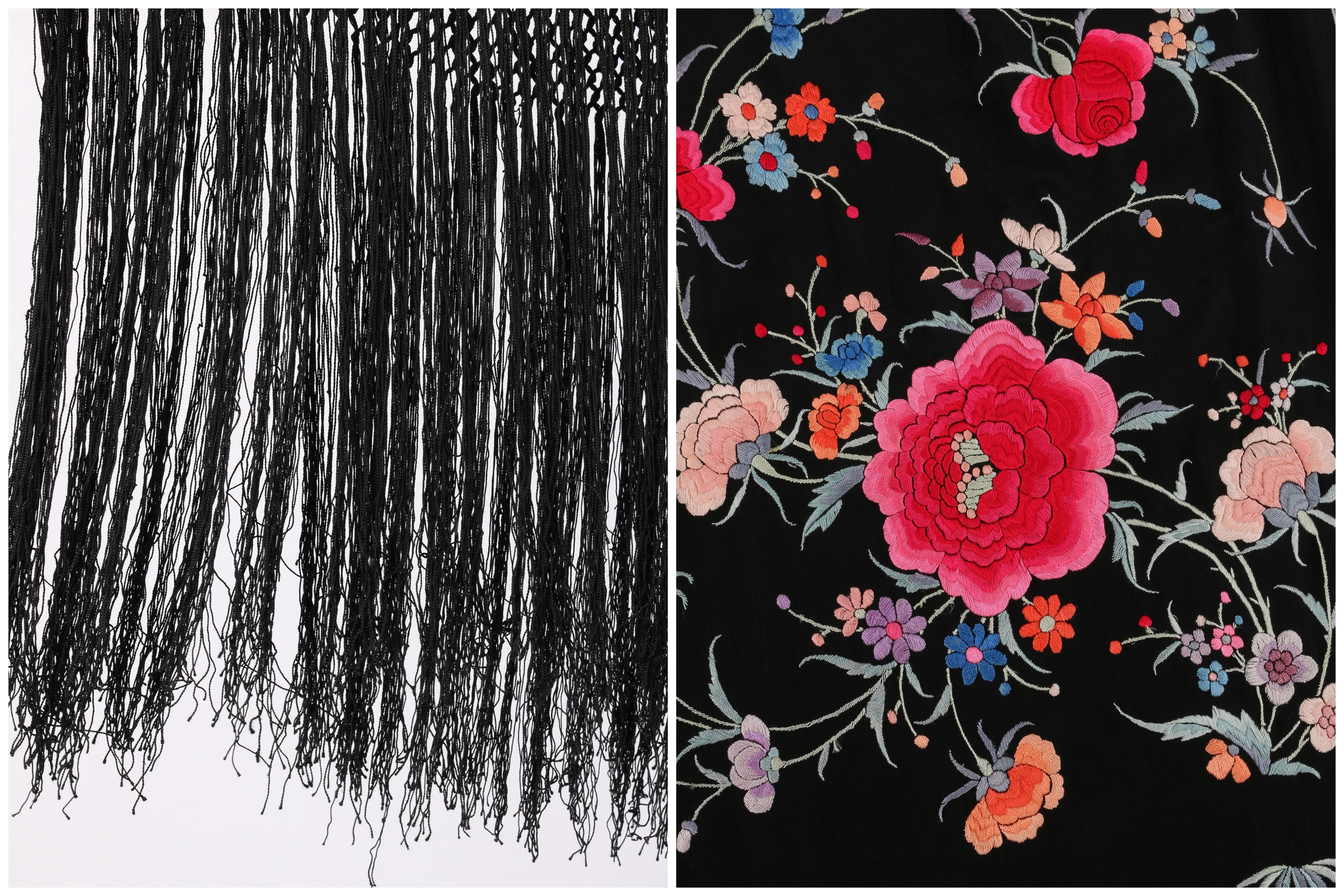 COUTURE c.1920’s Black Hand Embroidered Silk Oriental Floral Fringe Kimono Robe 2