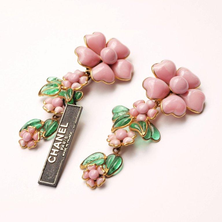 Couture Chanel Gripoix Pate de Verre Flower Earrings 1993 1