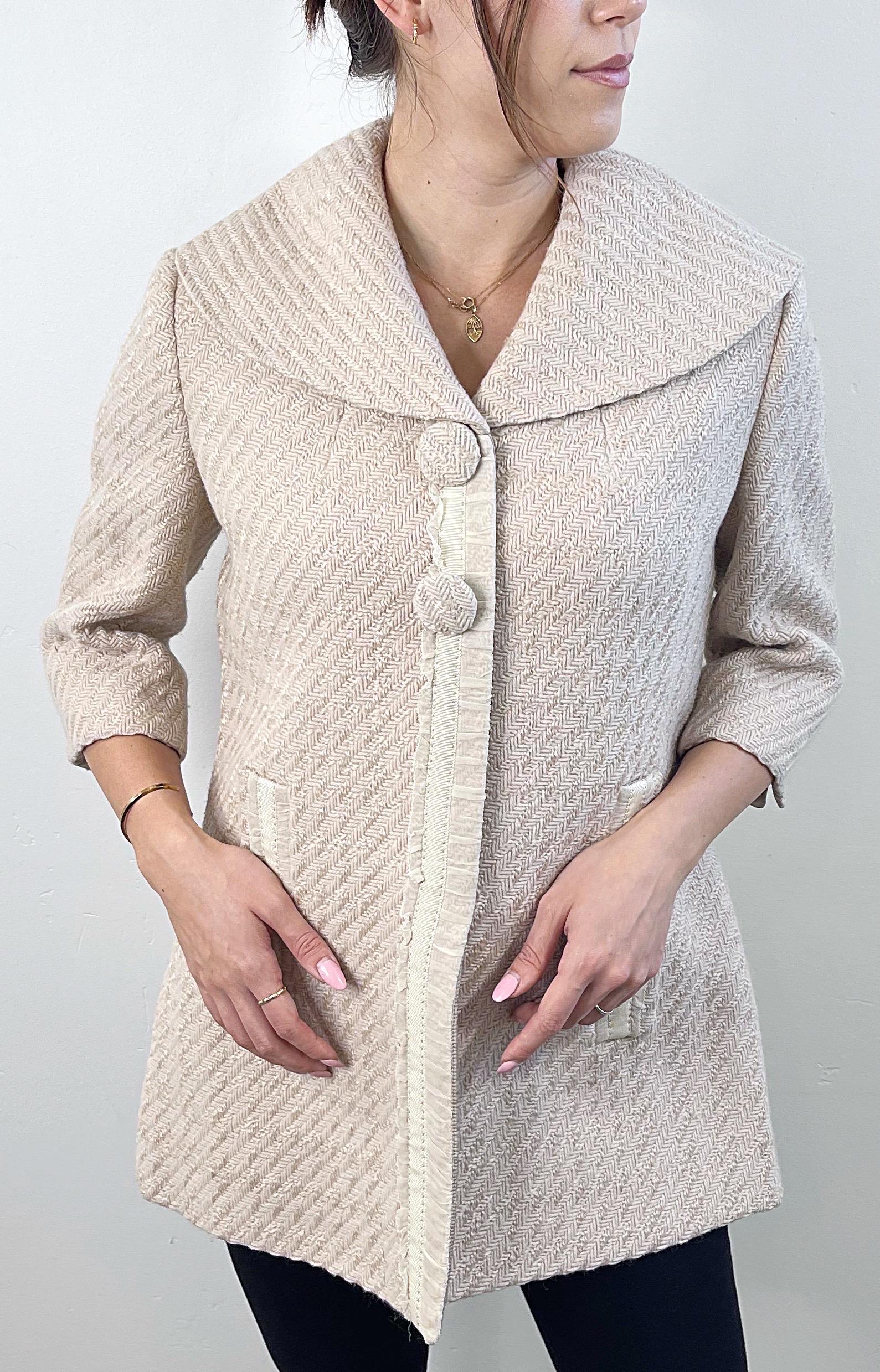 Couture Couture Los Angeles 2000s Ivory 3/4 Sleeves Vintage 2000s Jacket Coat For Sale 11