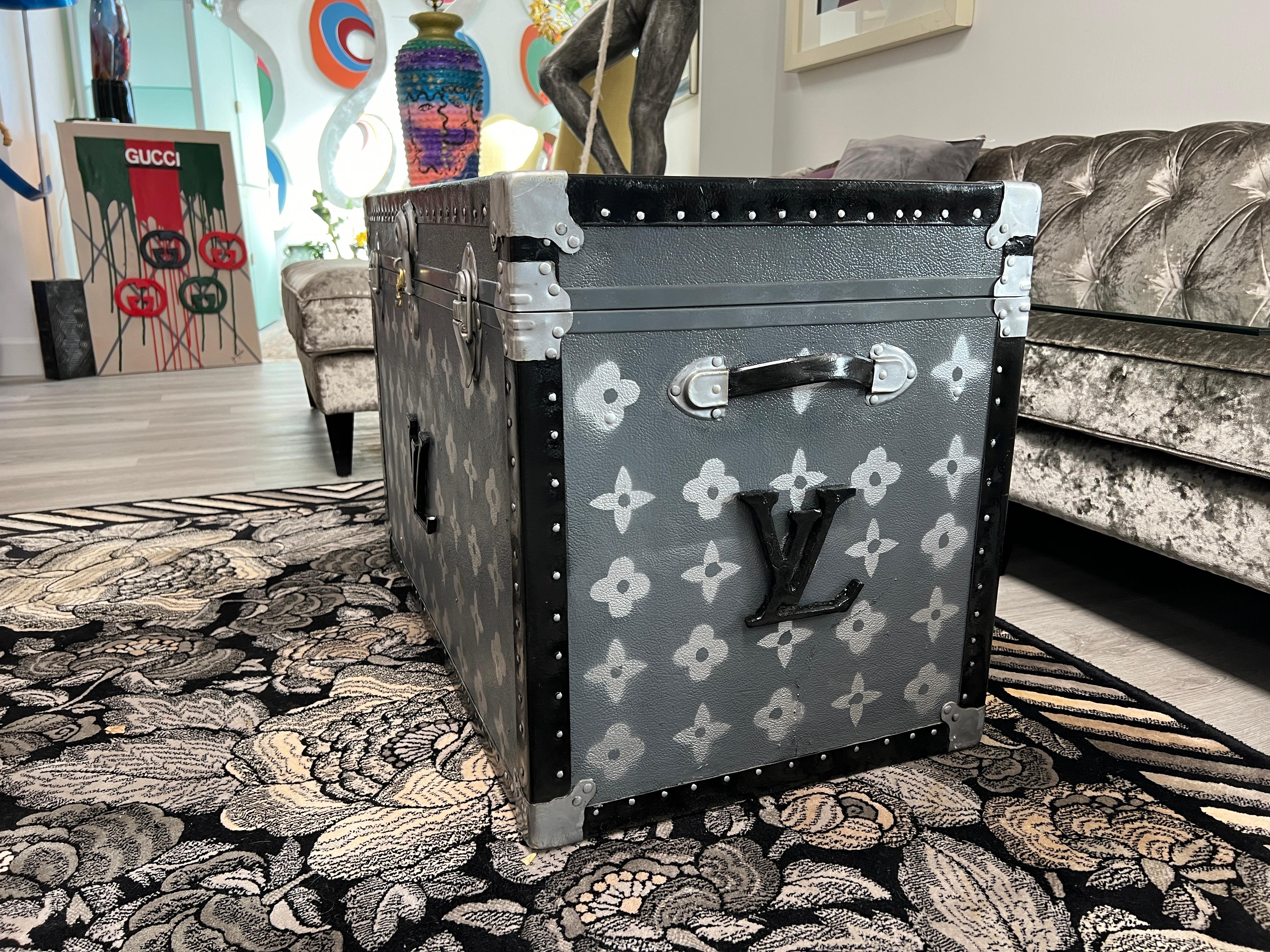 Couture Pop Art Coffee Table -  Louis Vuitton-Inspired Trunk For Sale 3
