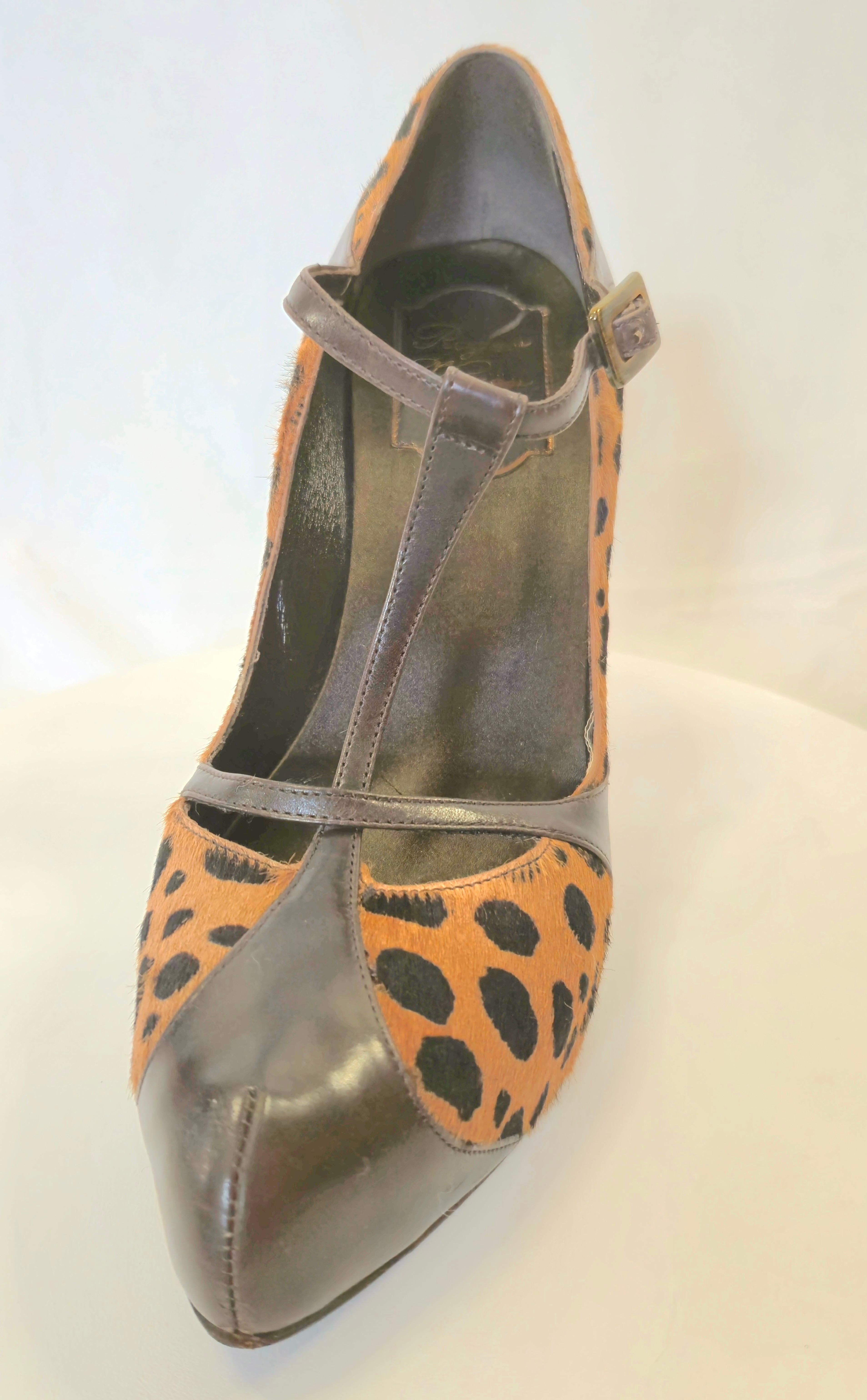 Couture Roger Vivier Paris metà anni 2000 Pumps a spillo in pelle e capelli grossi in vendita 5