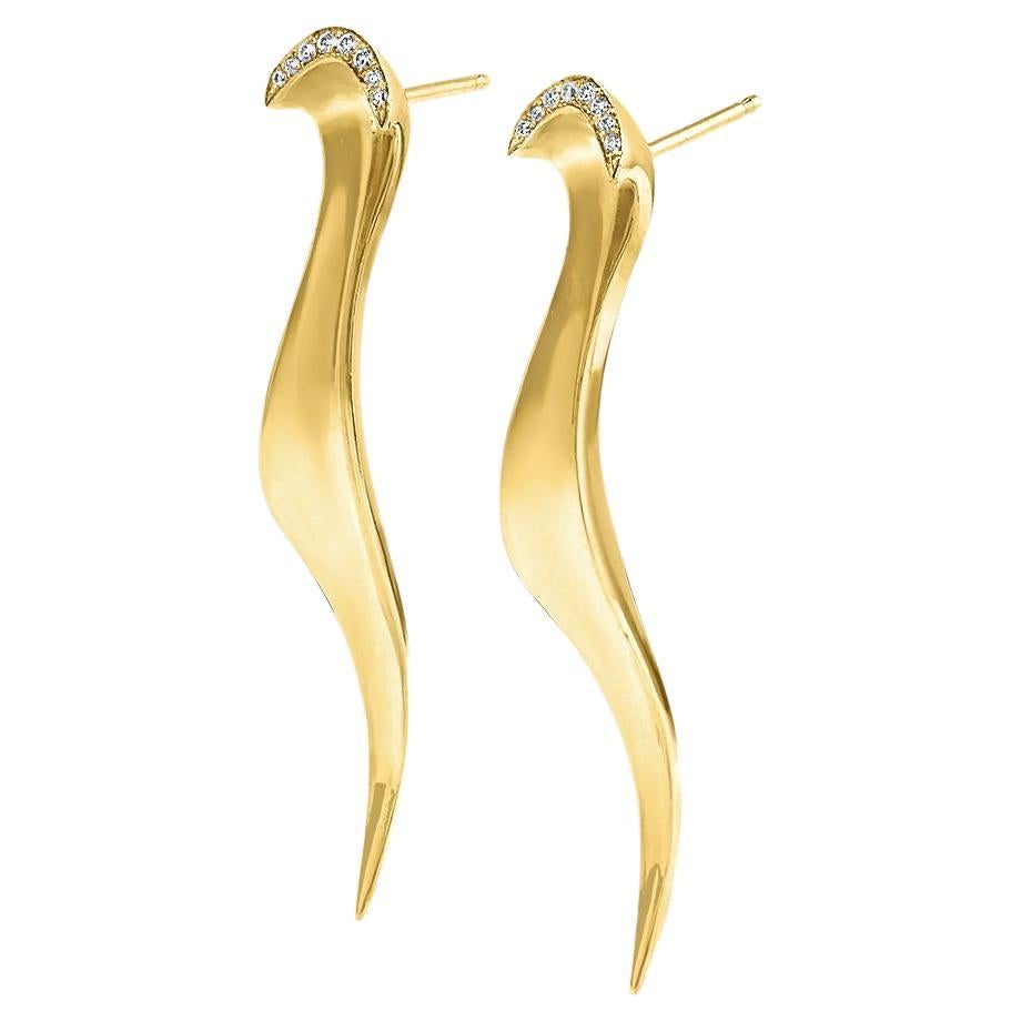 Boucles d'oreilles sculpturales contemporaines haute couture en or jaune 18 carats et diamants Pav de 0,08 carat en vente