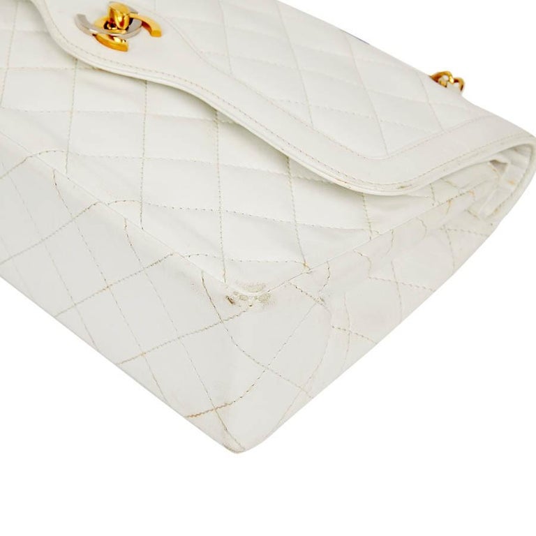 Women's Couture Timeless CHANEL Vintage Bag in White Lambskin Leather For Sale