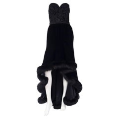 Couture Retro Black Velvet Strapless Evening Gown With Fur Trim