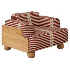 Cove Armchair in Nobilis Ola