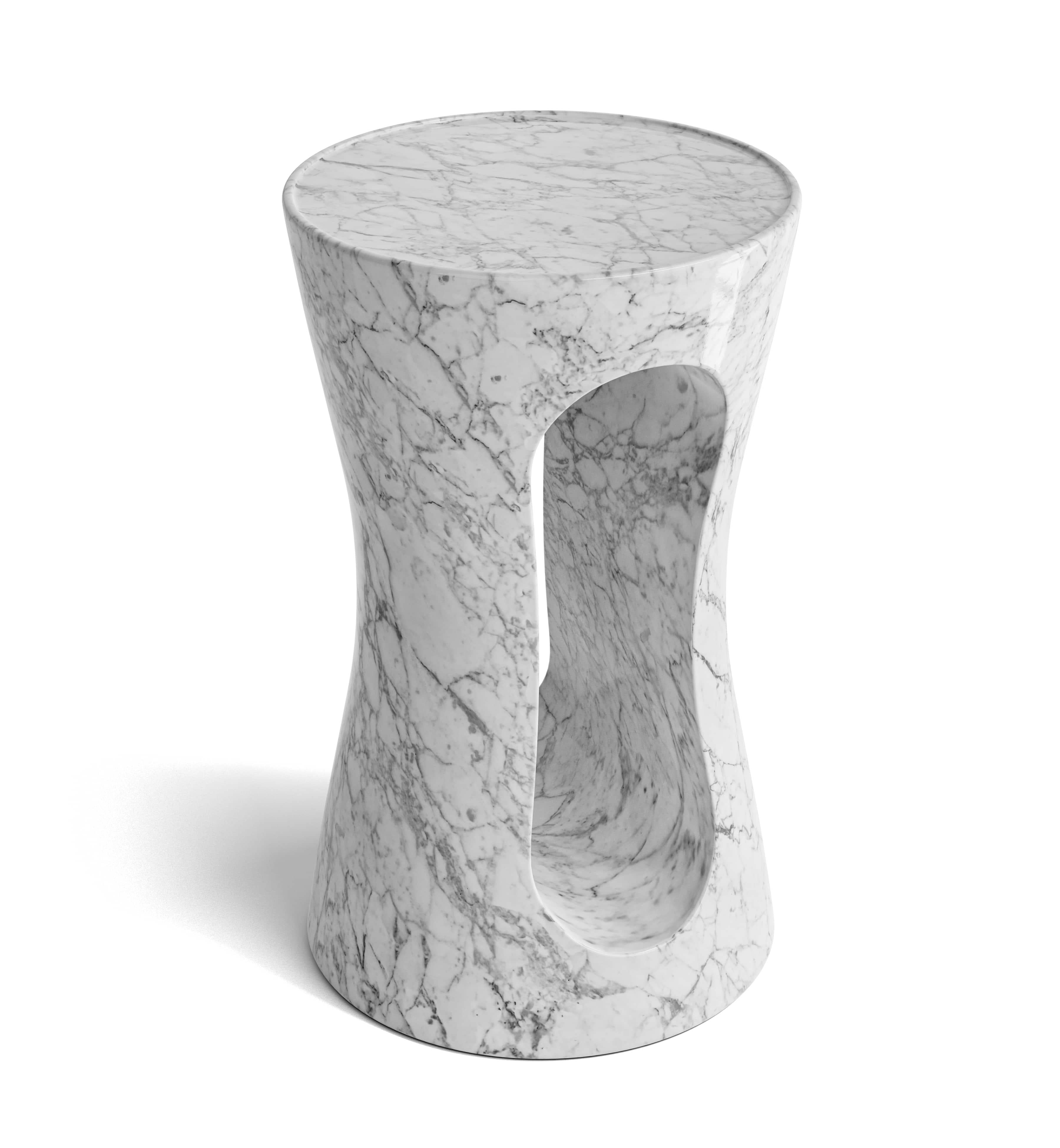 Moderne Table d'appoint Cove de Brian Chaaban en vente