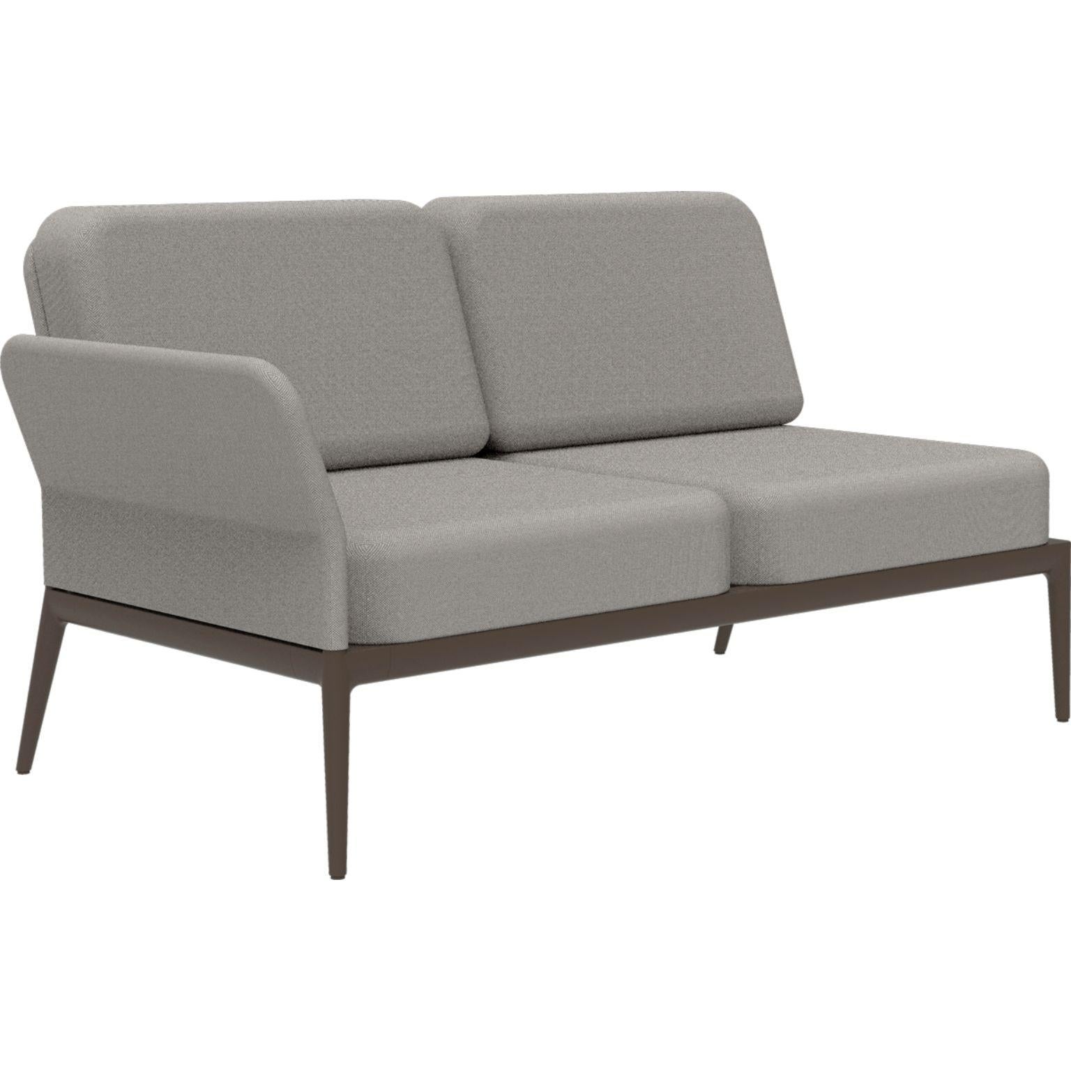 Cover Bronze Double Right Modular Sofa by MOWEE
Dimensions: D83 x W148 x H81 cm (seat height 42 cm).
Material: Aluminum and upholstery.
Weight: 29 kg.
Also available in different colors and finishes. 

An unmistakable collection for its beauty