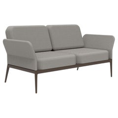 Sofa aus Bronze mit Deckel von MOWEE