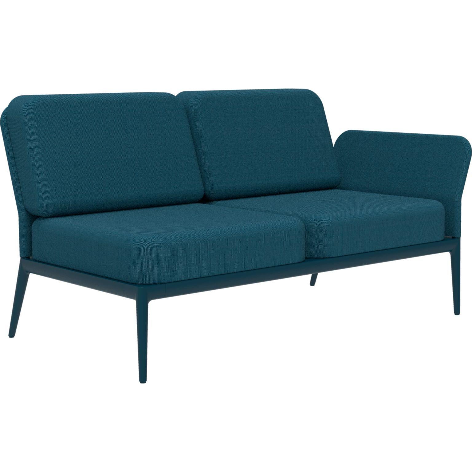 Cover Navy Double Left Modular Sofa by MOWEE
Dimensions: D83 x W148 x H81 cm (seat height 42 cm)
Material: Aluminum and upholstery.
Weight: 29 kg.
Also available in different colors and finishes. Please contact us.

An unmistakable collection