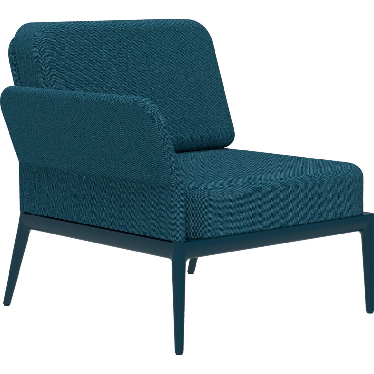 Cover Navy Right Modular Sofa by MOWEE
Dimensions: D83 x W80 x H81 cm (seat height 42 cm).
Material: Aluminum and upholstery. 
Weight: 19 kg.
Also available in different colors and finishes. Please contact us.

An unmistakable collection for