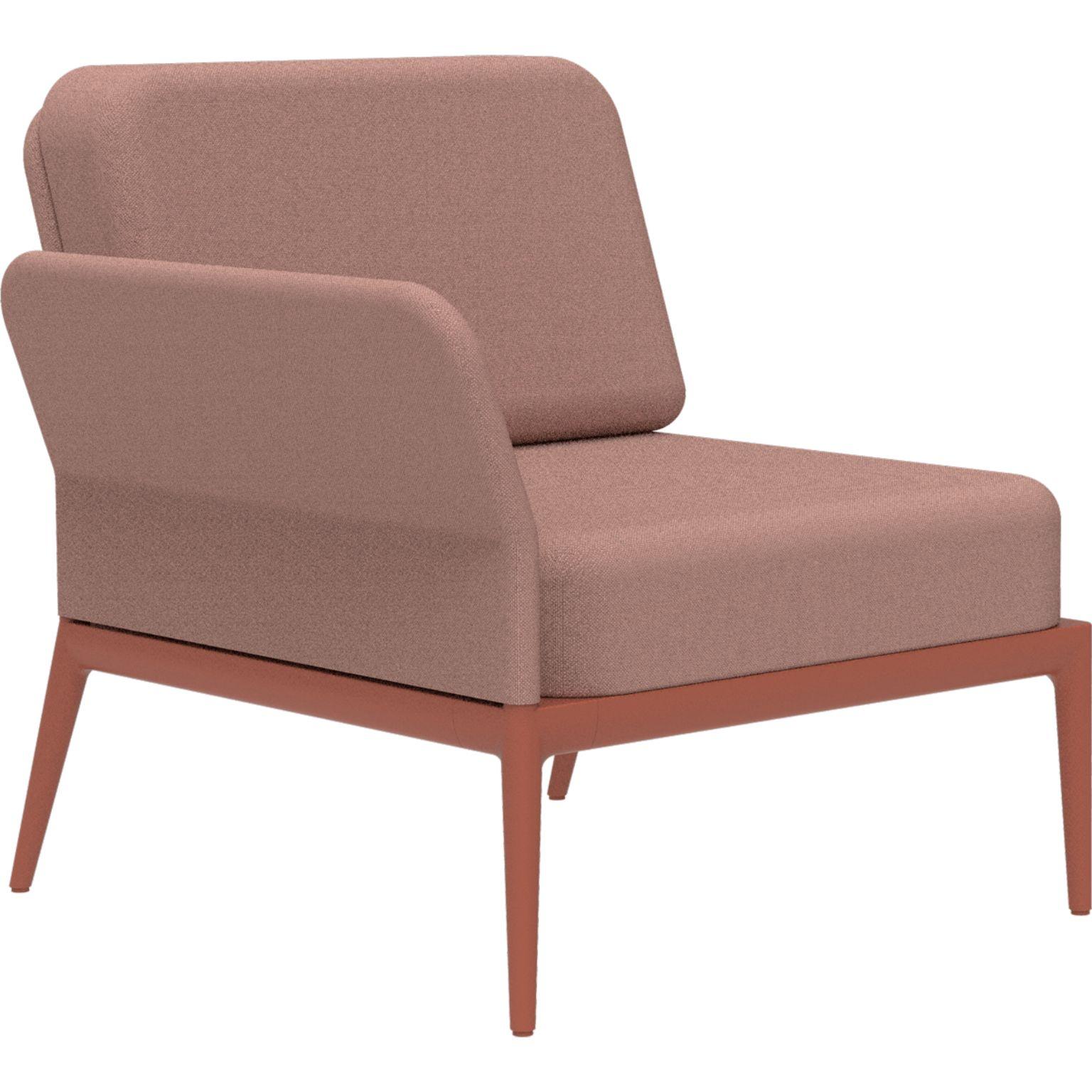 Cover Salmon Right Modular Sofa by MOWEE
Dimensions: D83 x W80 x H81 cm (seat height 42 cm).
Material: Aluminum and upholstery. 
Weight: 19 kg.
Also available in different colors and finishes. Please contact us.

An unmistakable collection for