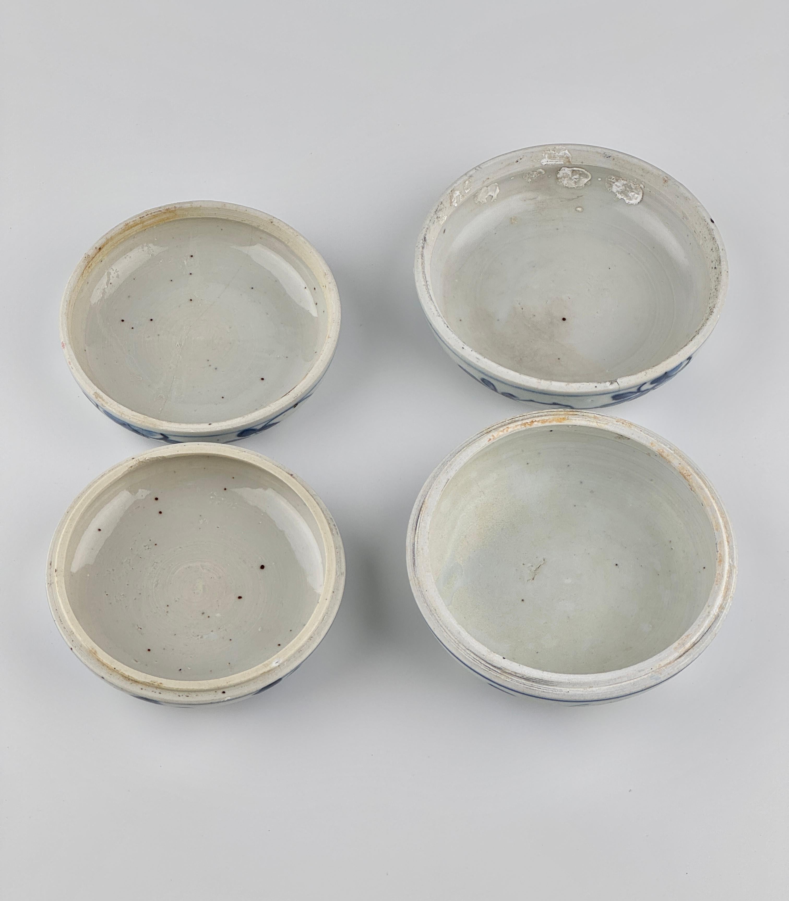 Boîtes couvertes du bateau de Mau, Dynastie Qing, règne de Yongzheng en vente 1