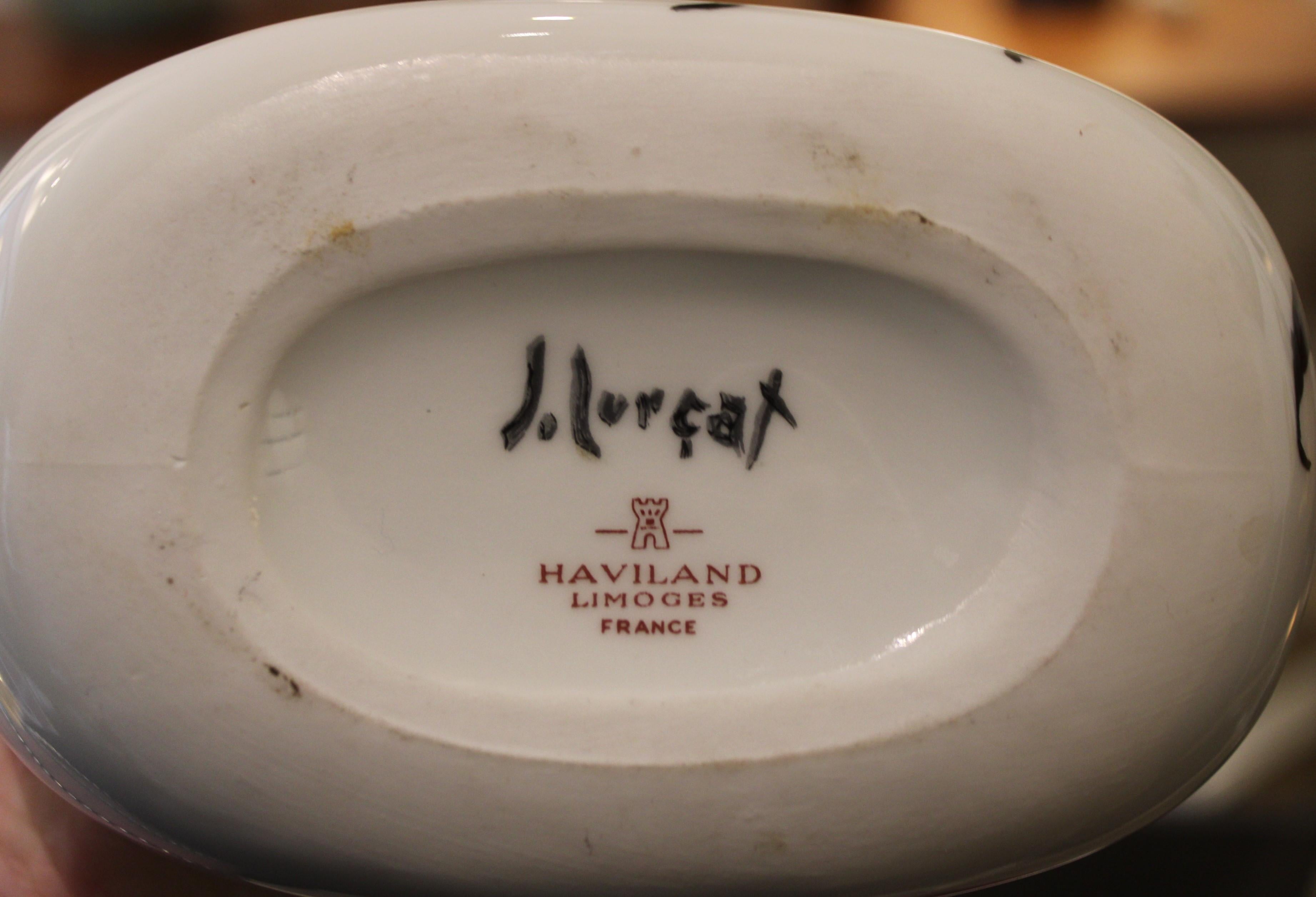 Covered pot in enamelled porcelain with a sun, France, circa 1960 For Sale 3