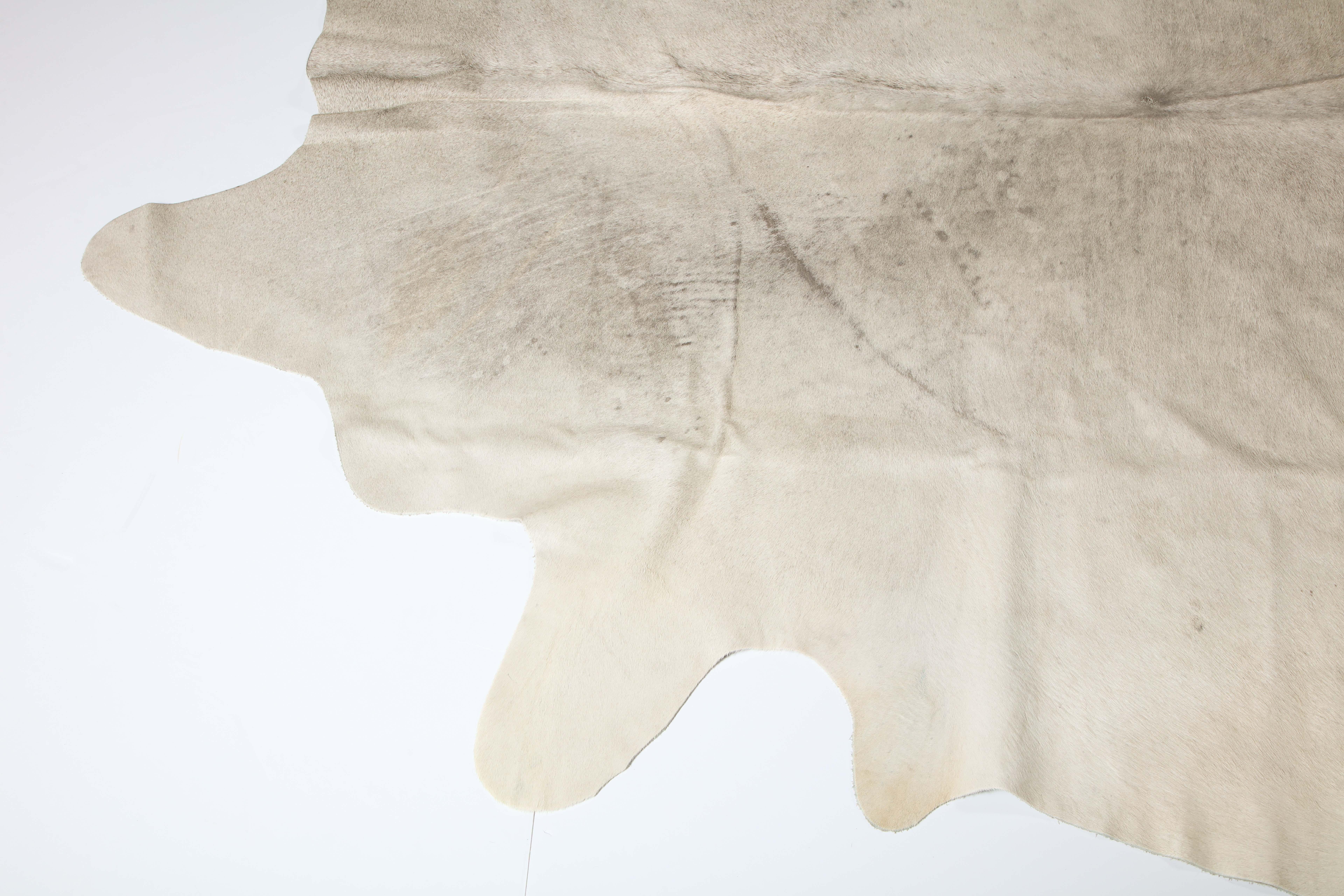 Cow Hide, Vintage, Cream with Some Gray Tones, Good Condition In Good Condition In New York, NY