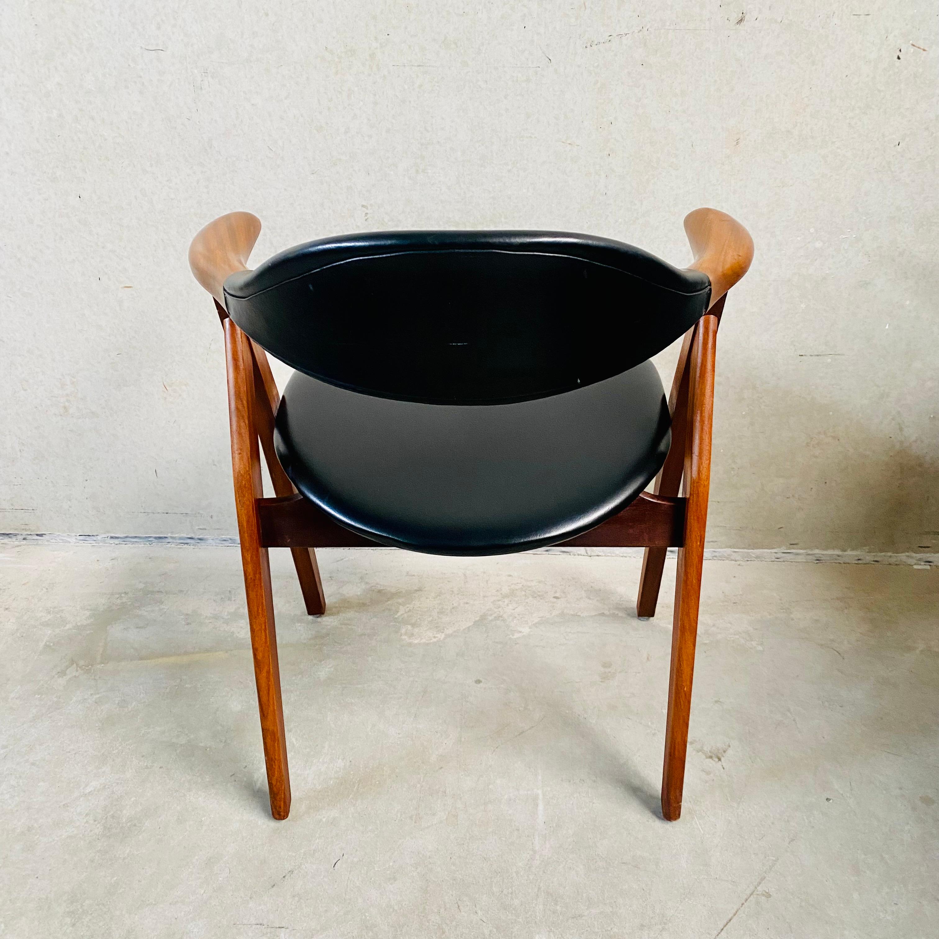 Mid-20th Century Cow Horn Chair by Tijsseling Meubelfabriek, Netherlands 1960 For Sale