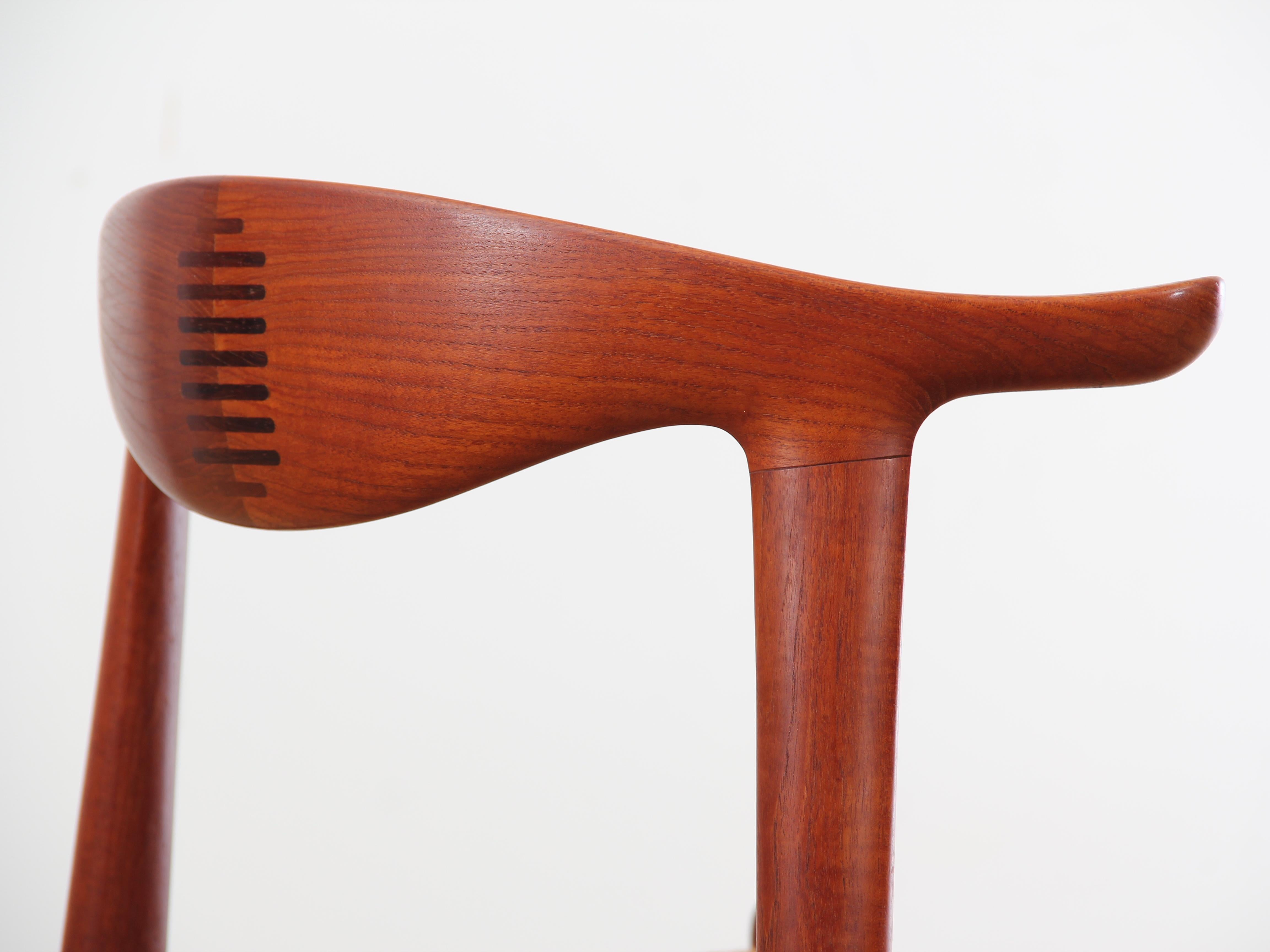 Cow Horn Chair in Teak by Hans Wegner for Johannes Hansen For Sale 3