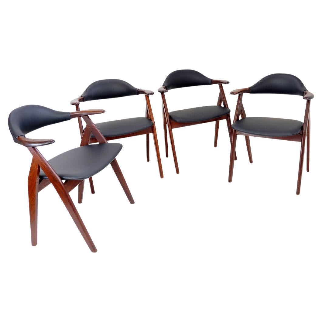 "Cow Horn" Chairs by Tijsseling Meubelfabriek, Netherlands 1960 - Set of 4 For Sale