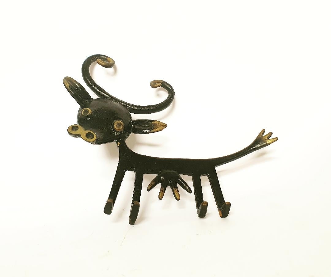 20th Century Cow Sculpture Brass Key Hanger Design by Walter Bosse, Hertha Balle Austria 50s For Sale