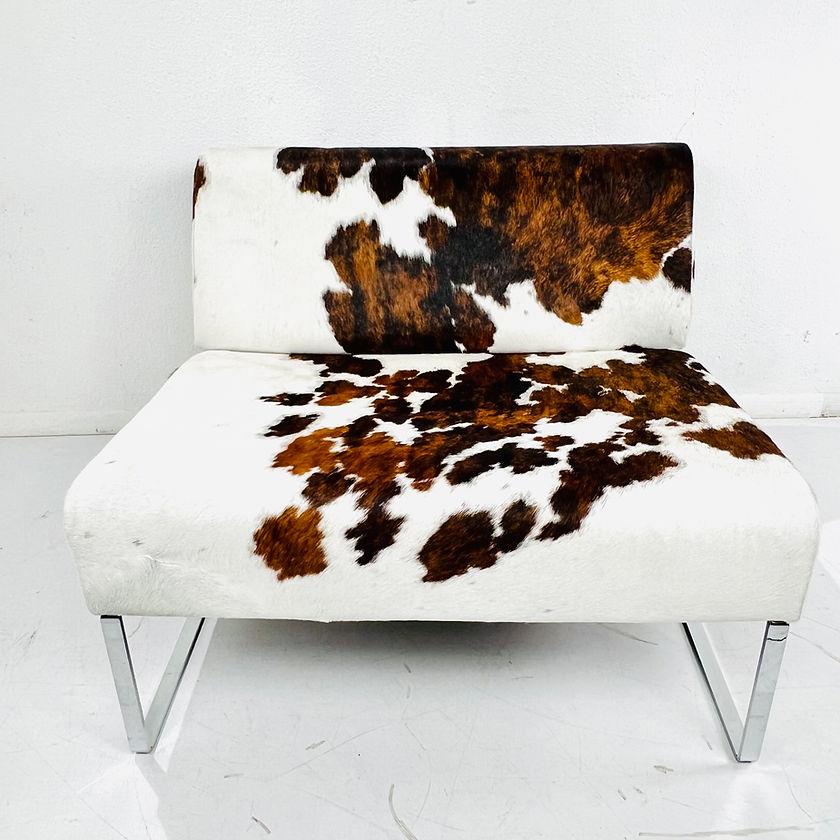 Cowhide & Chrome Lounge Chair For Sale 2