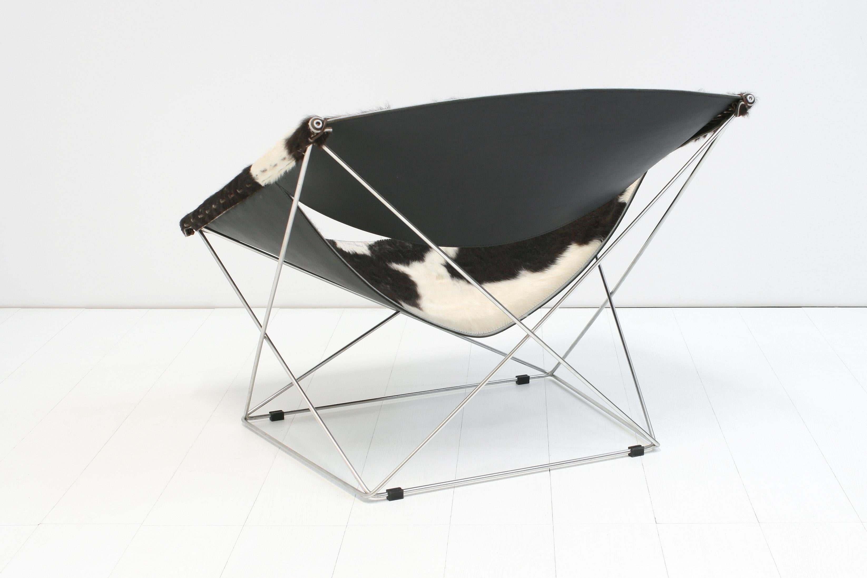 20th Century Cowhide F675 Butterfly Chair by Pierre Paulin for Artifort For Sale