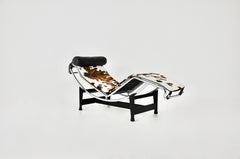 Cowhide LC4 Lounge Chair by Le Corbusier for Cassina, 1970s