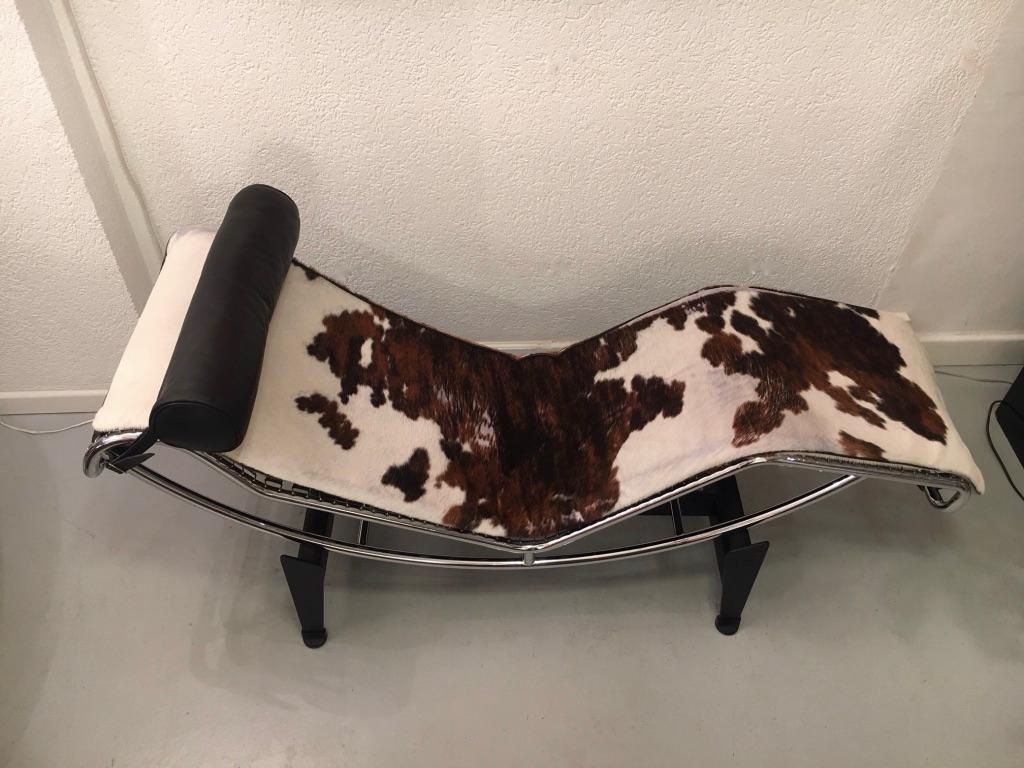Steel Cowhide LC4 Lounge Chair by Le Corbusier for Cassina