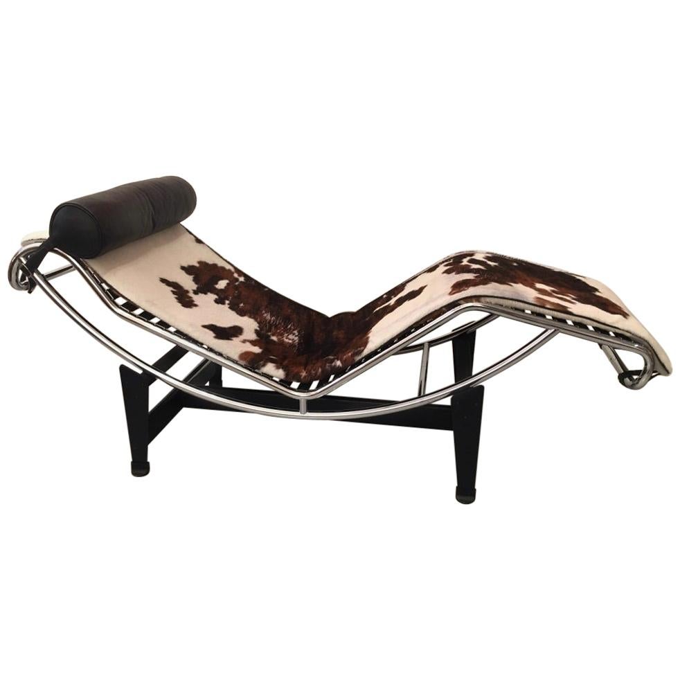 Cassina LC4 Le Corbusier Chaise Lounge Chair w/ Cow Hyde Leather