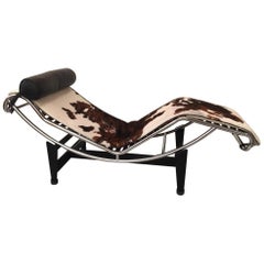 LC4 Lounge Chair aus Rindsleder von Le Corbusier für Cassina