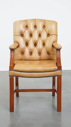 Cowhide Leather Chesterfield Dining / Side Chair in English Style